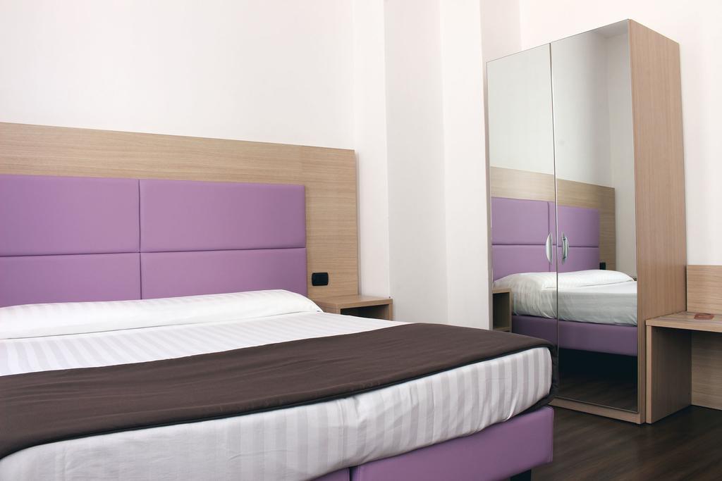 Dreibettzimmer
