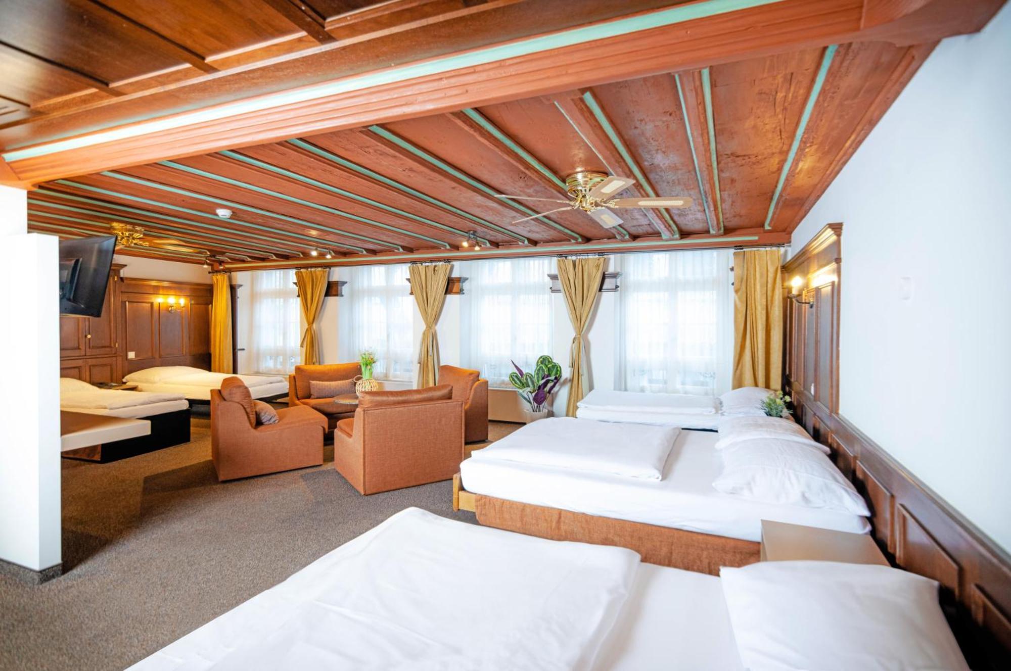 Achtbettzimmer