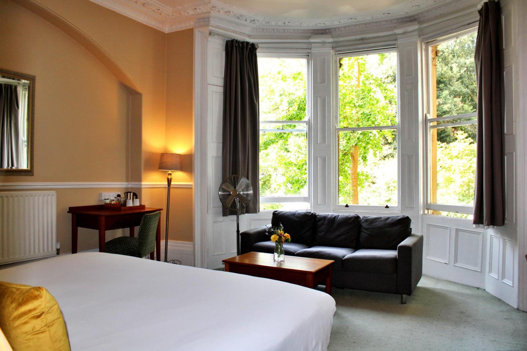 Ampia Camera Matrimoniale