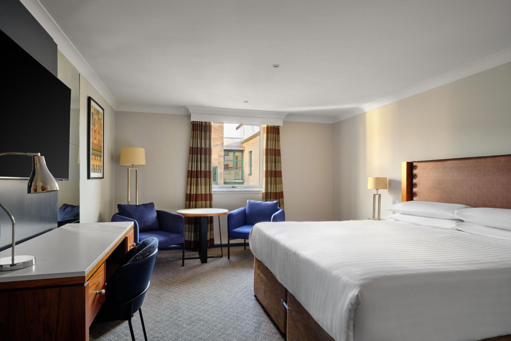 Superior King Room,1516375729:JPEG