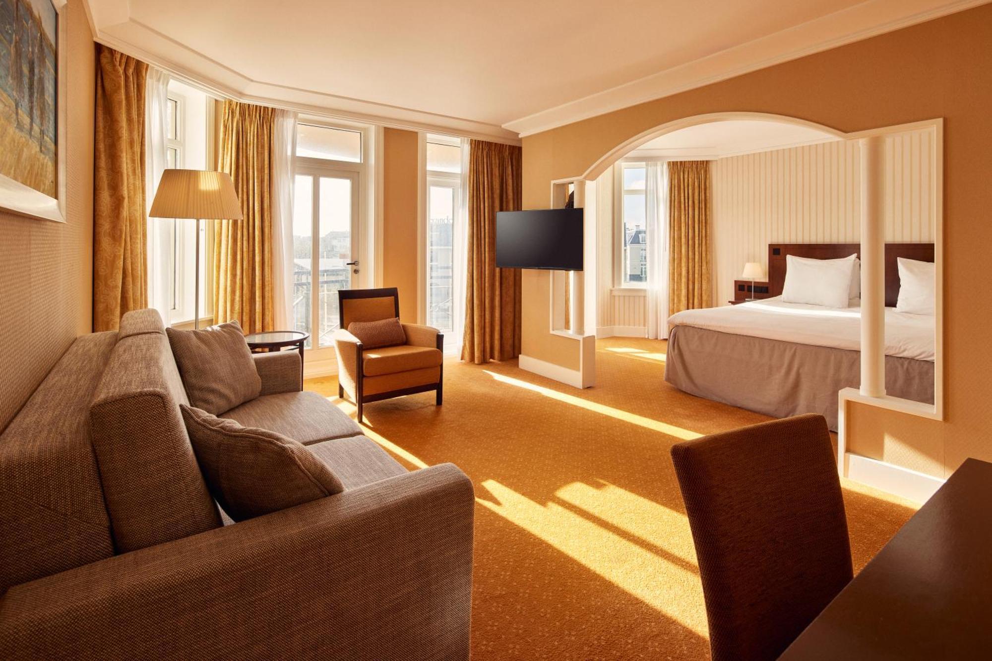 Junior Suite Village View,1516407271:JPEG