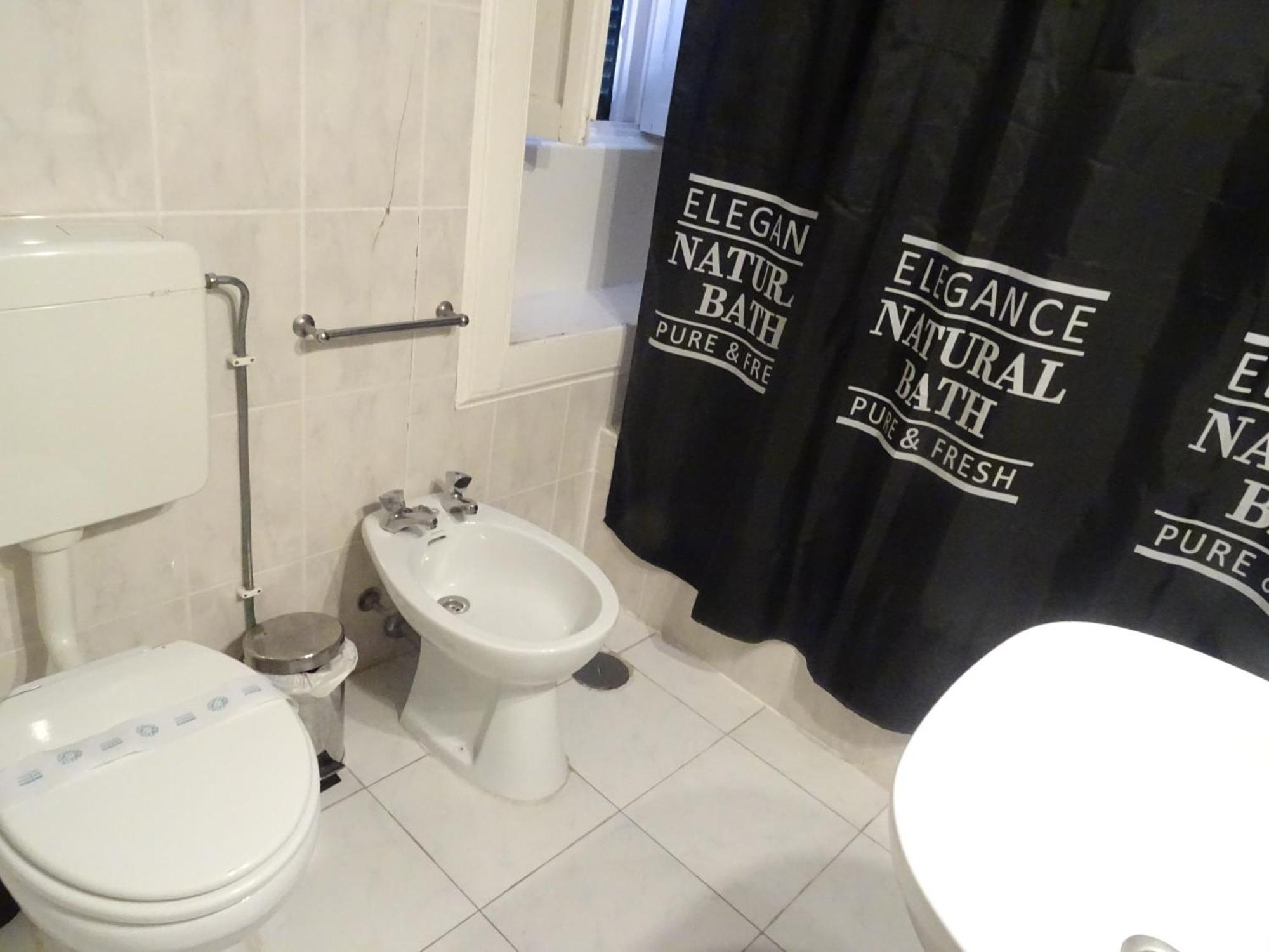 Single Room,1697778039:JPEG