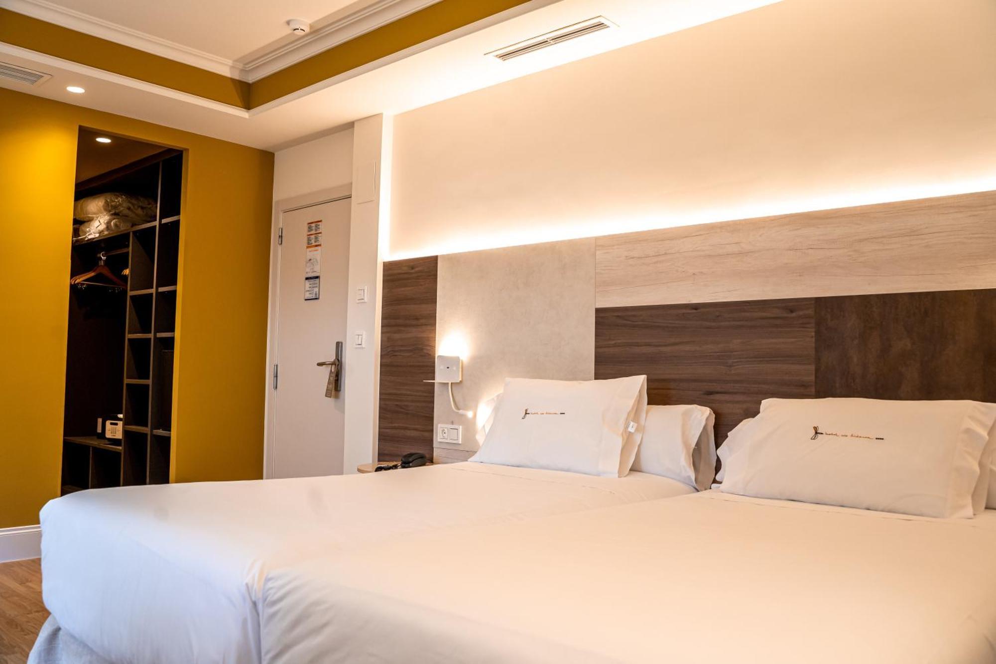 Habitación Doble con cama supletoria