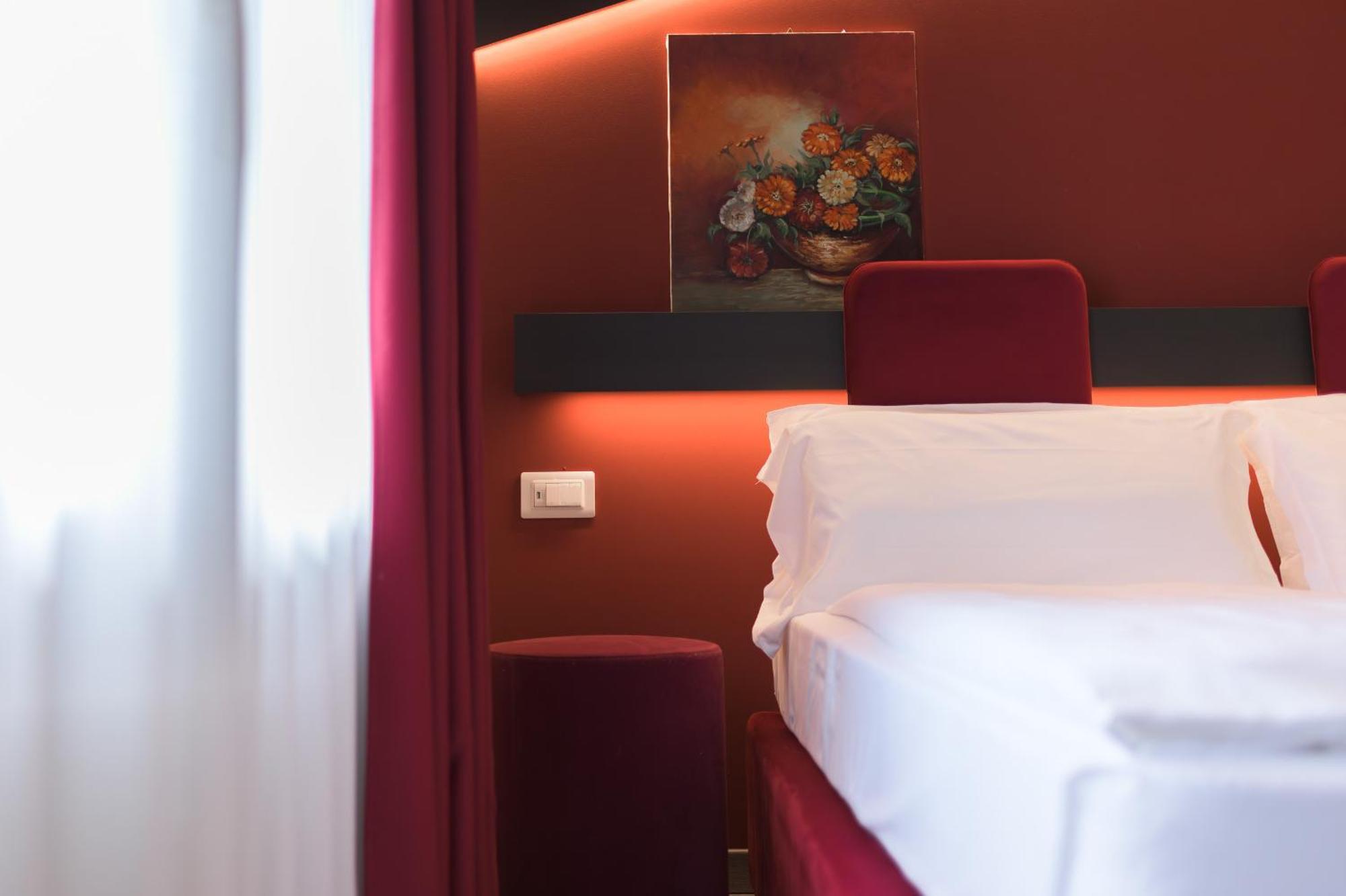 Doppel- oder Zweibettzimmer