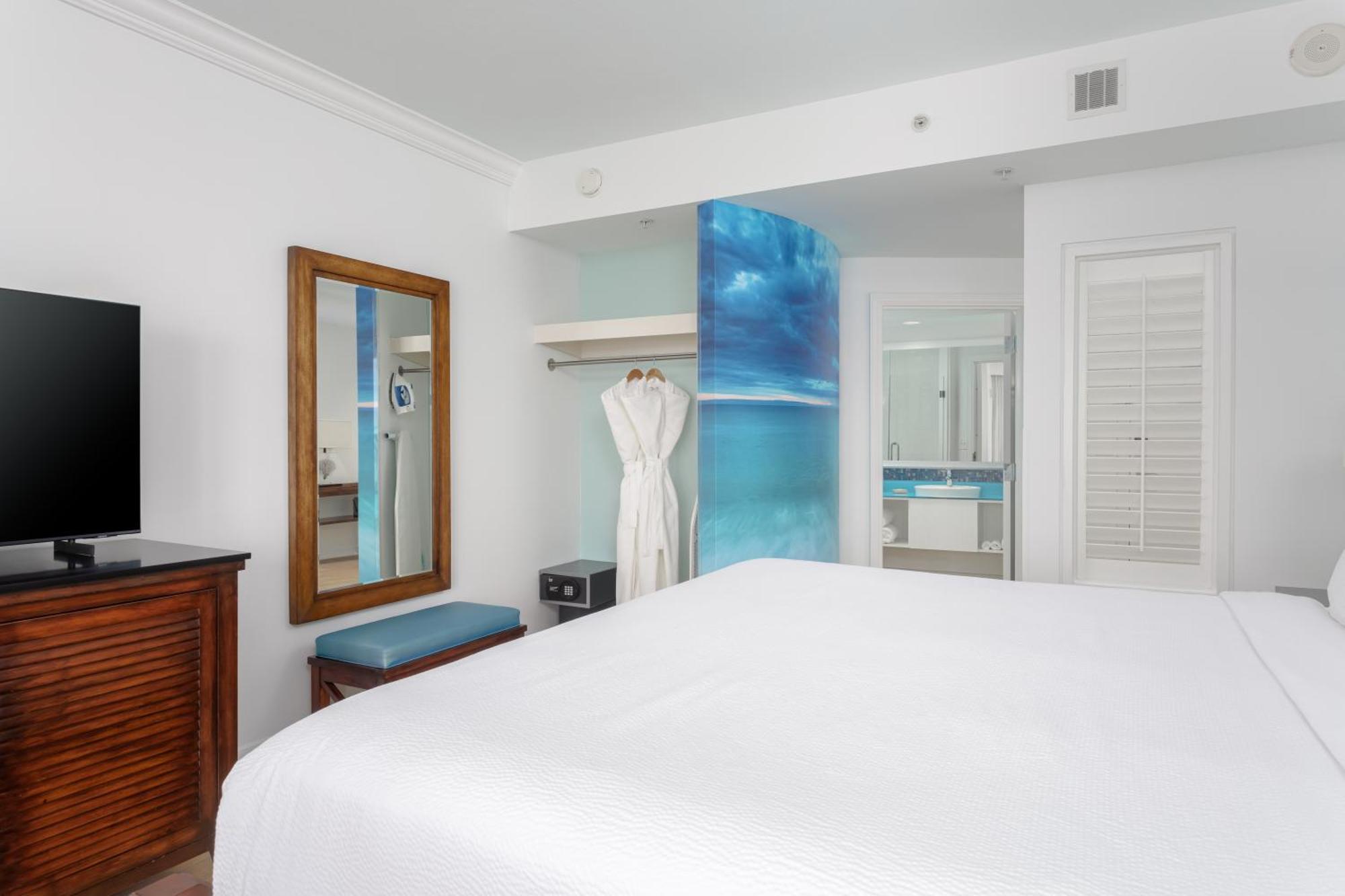 King Bay View without Balcony