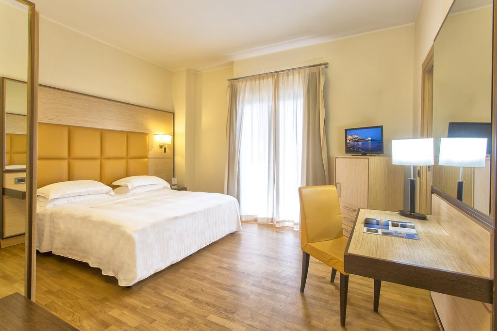 Standard Double Room,65862529:JPEG