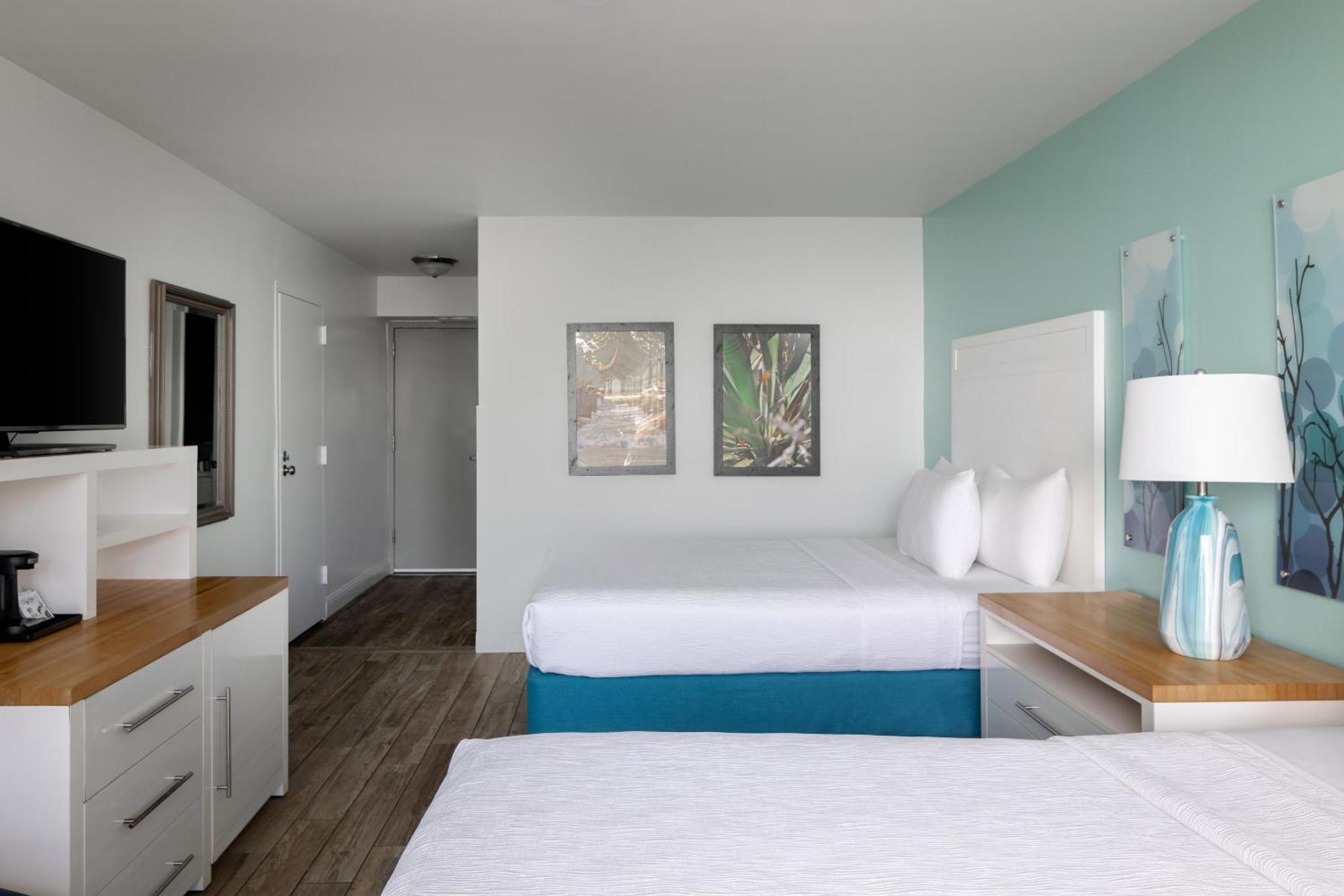 Queen Room with Sea View