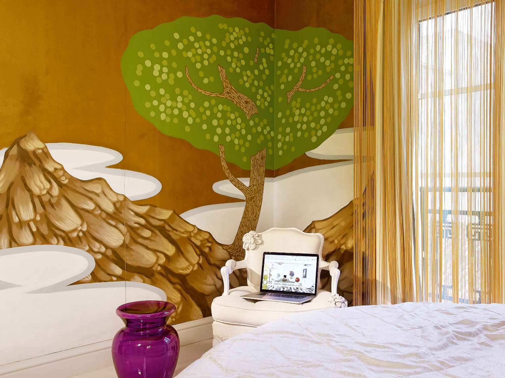 Art Chic Suite
