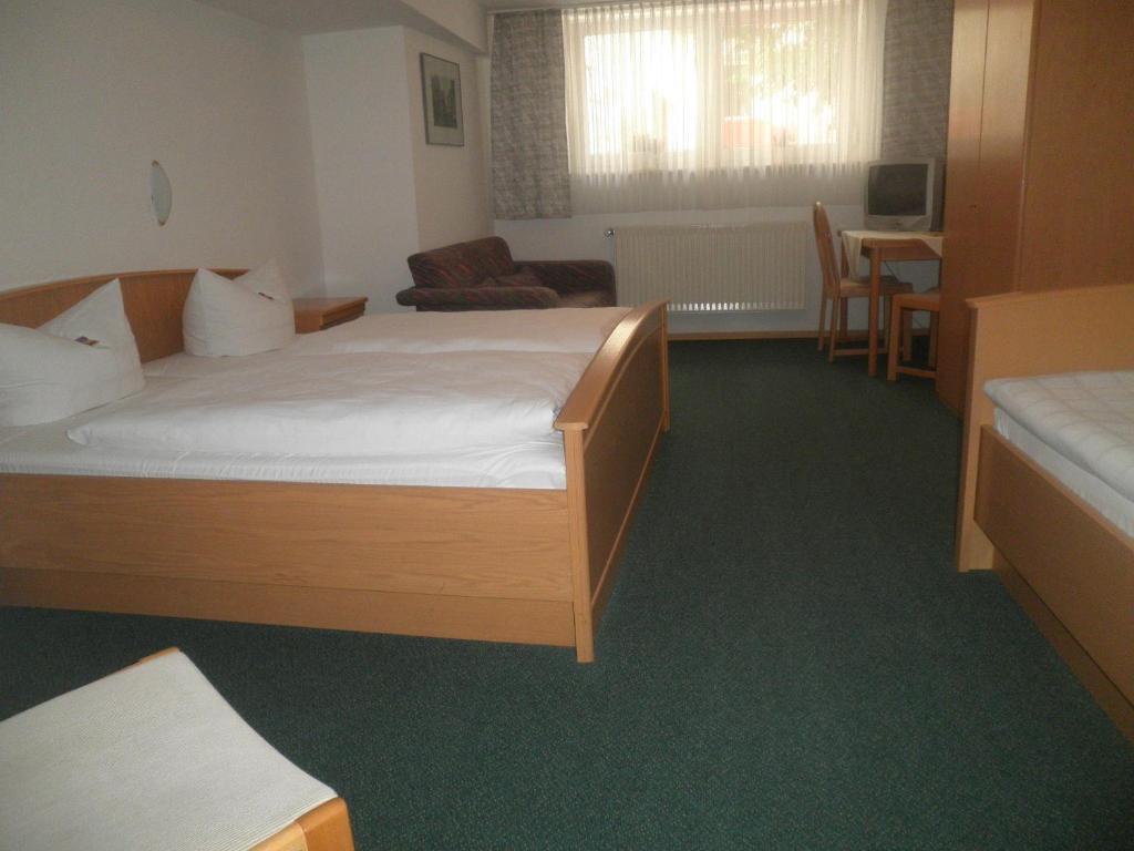 Dreibettzimmer