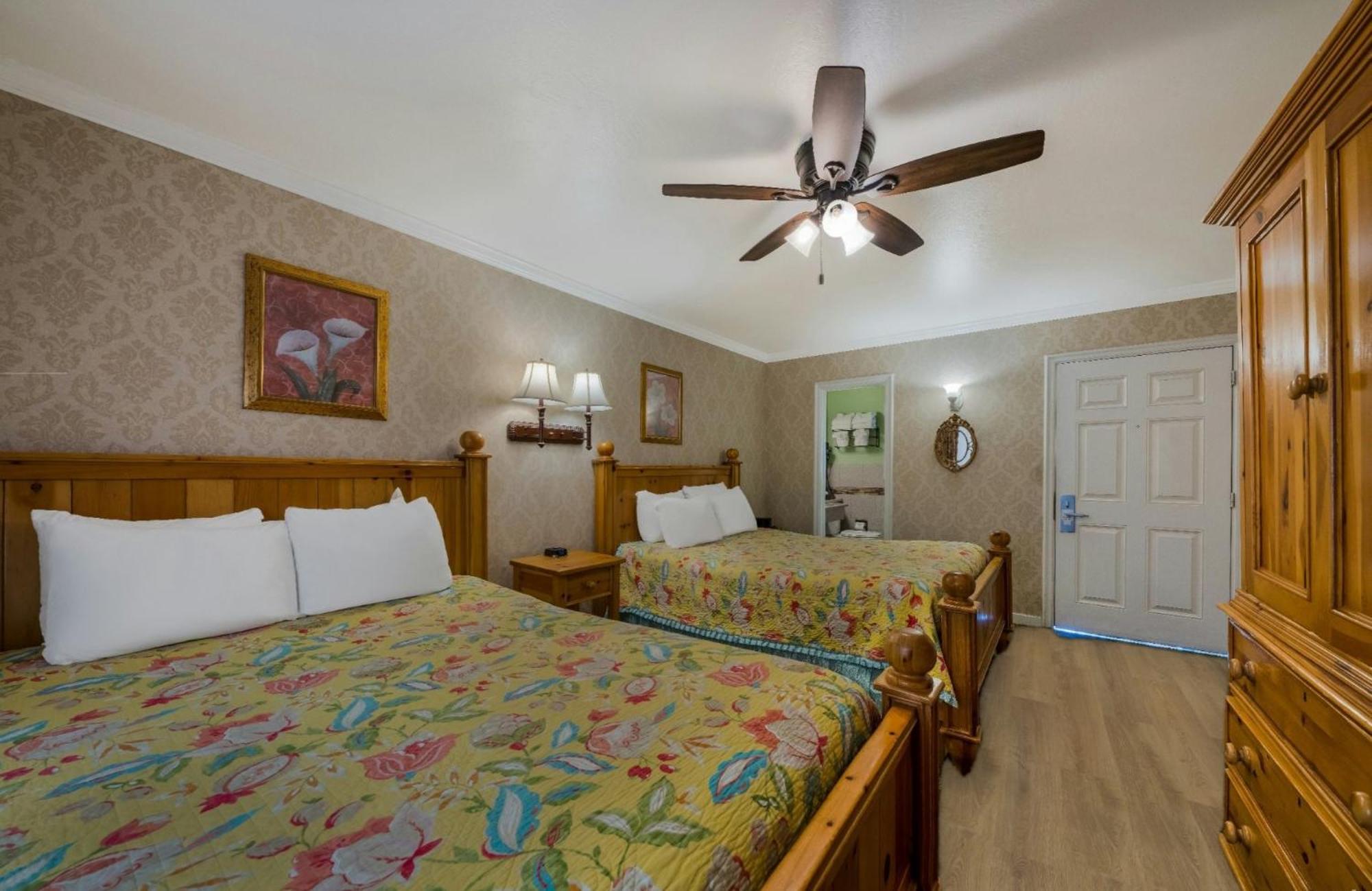 Chambre Standard avec 2 Lits Queen-Size