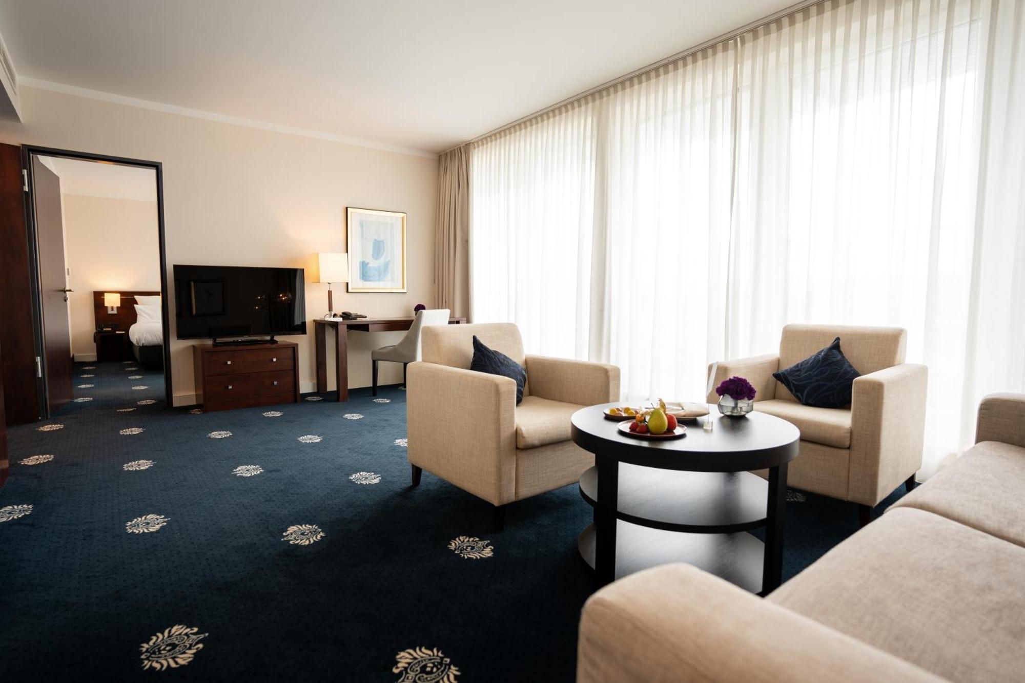 Deluxe Suite,1698852564:JPEG