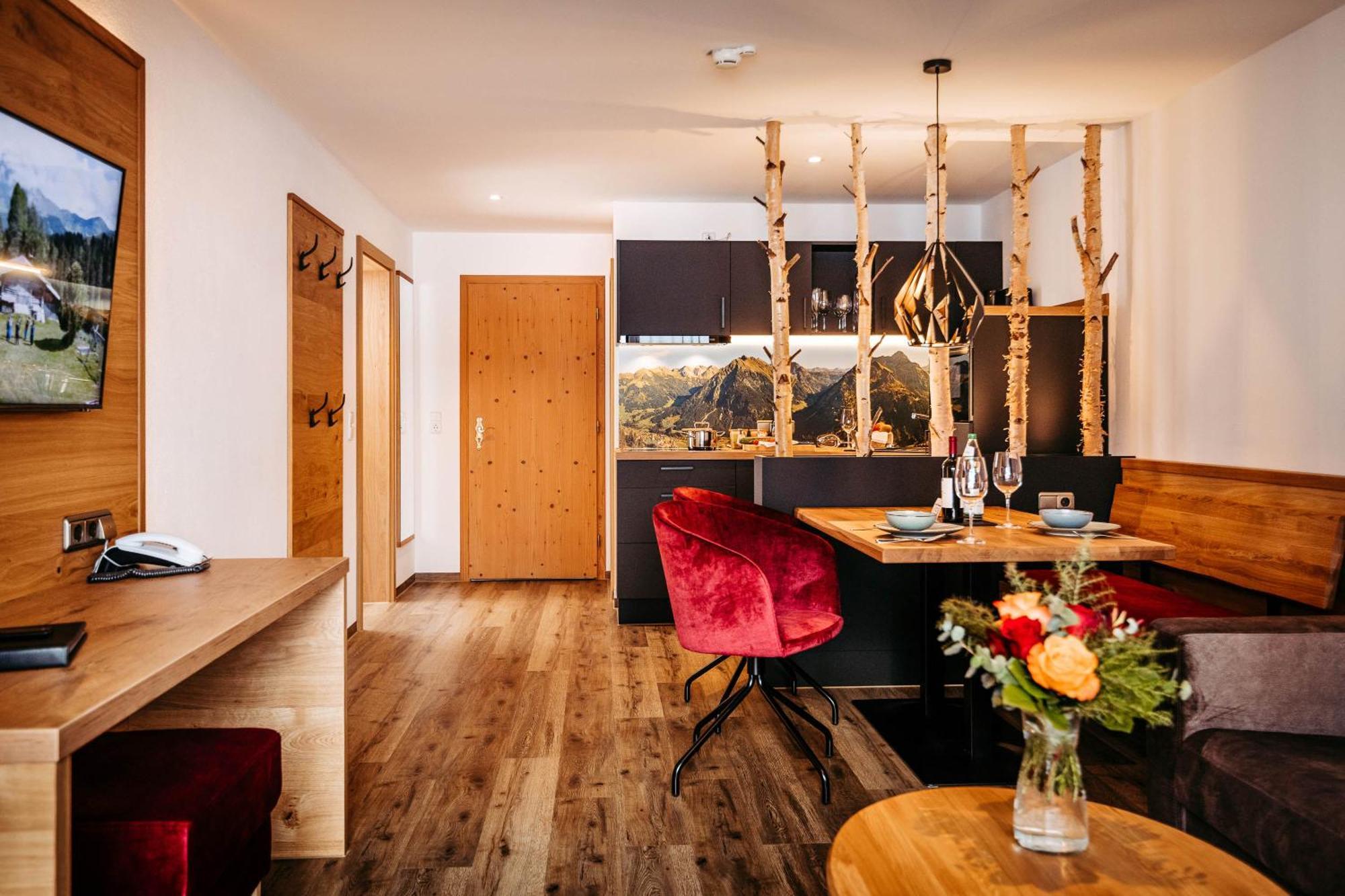 Two-Bedroom Apartment,1532058940:JPEG