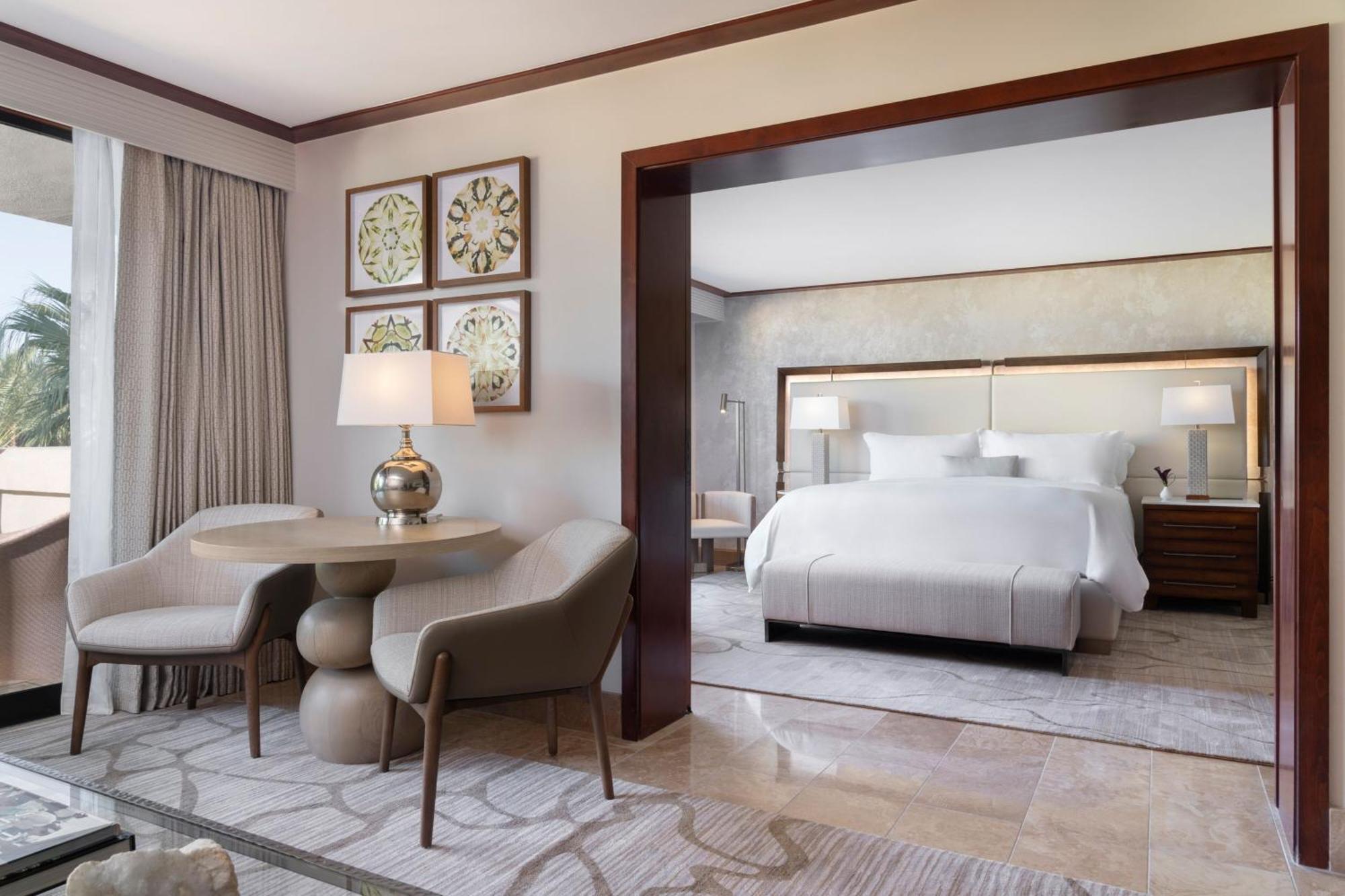 One-Bedroom Suite,1540298794:JPEG