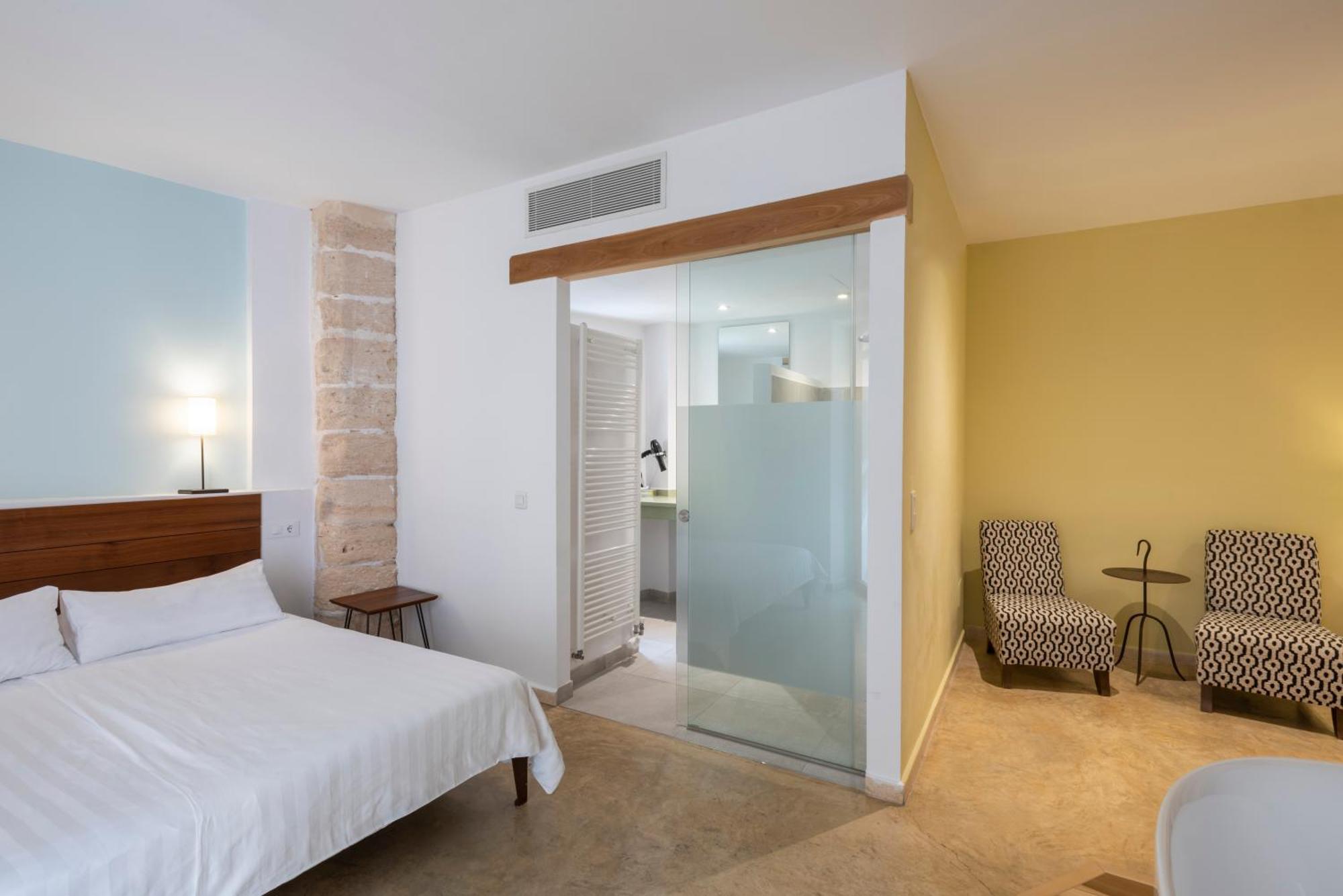 Superior Double Room,1533740653:JPEG
