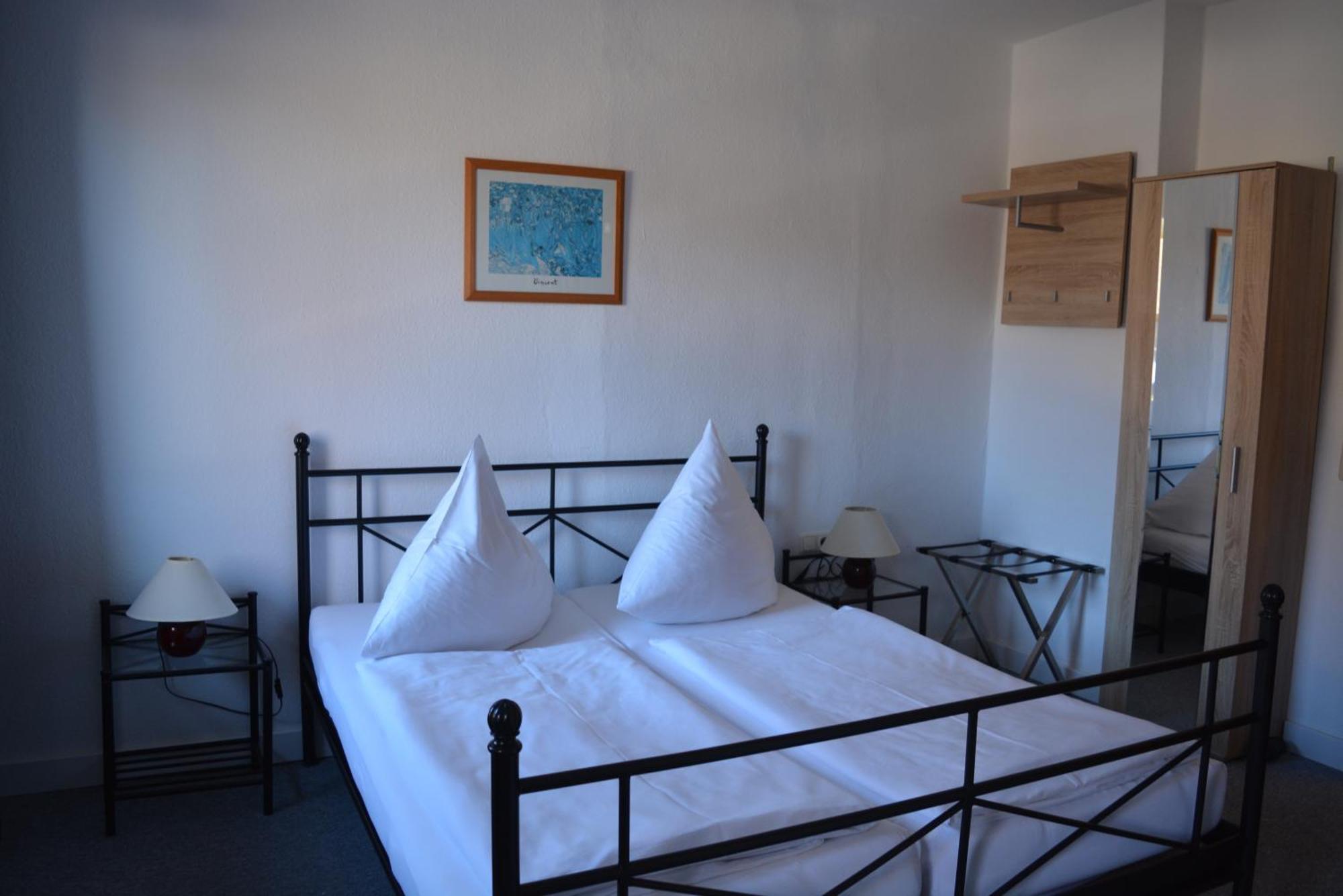 Double Room,1535314255:JPEG