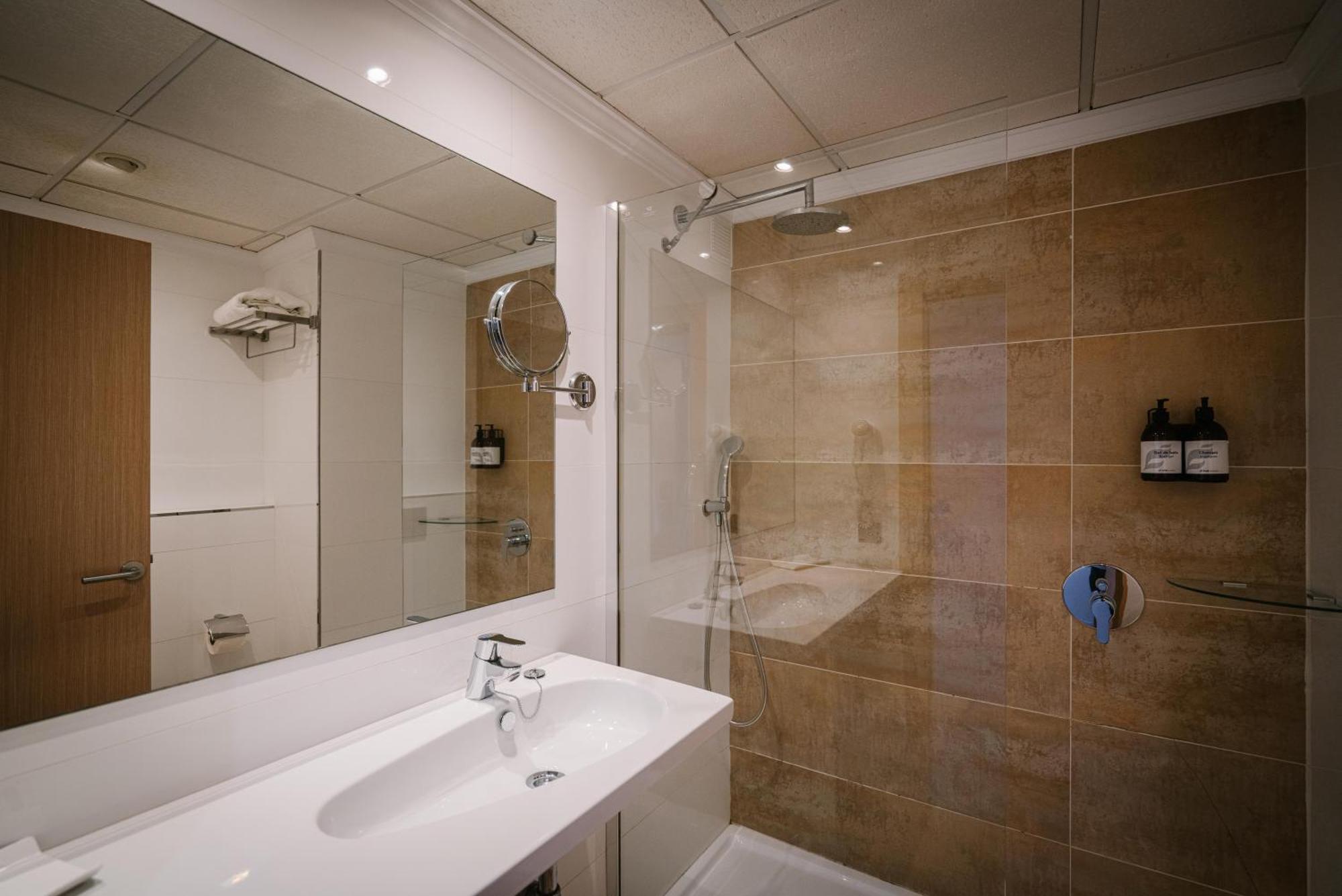 Quarto Individual