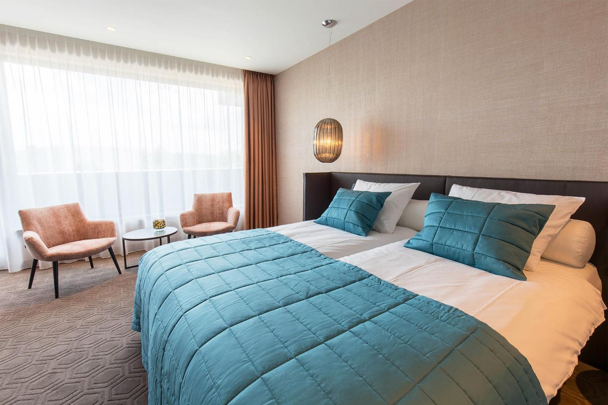 Standard Twin Room,917915866:JPEG