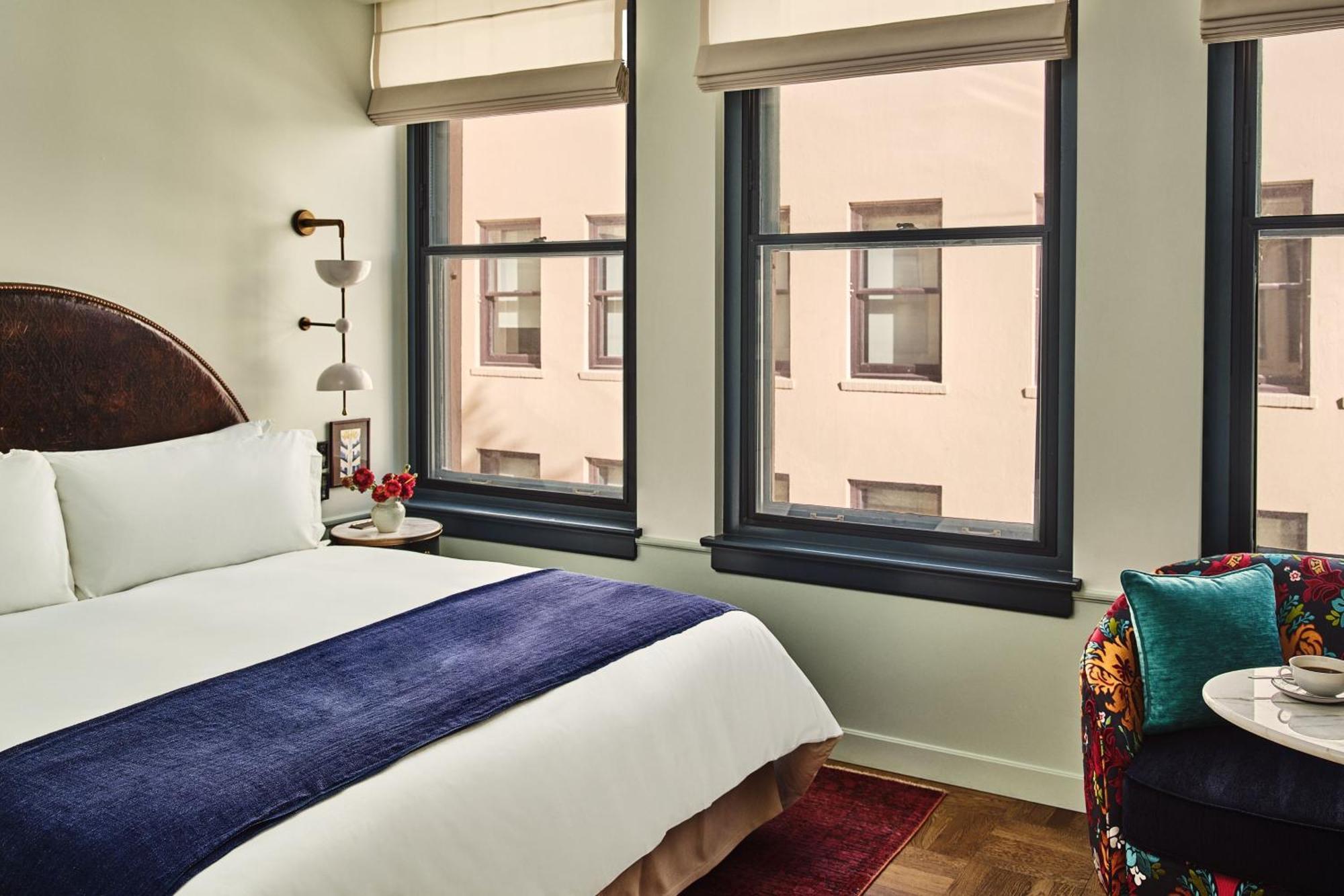 King Room with Courtyard View