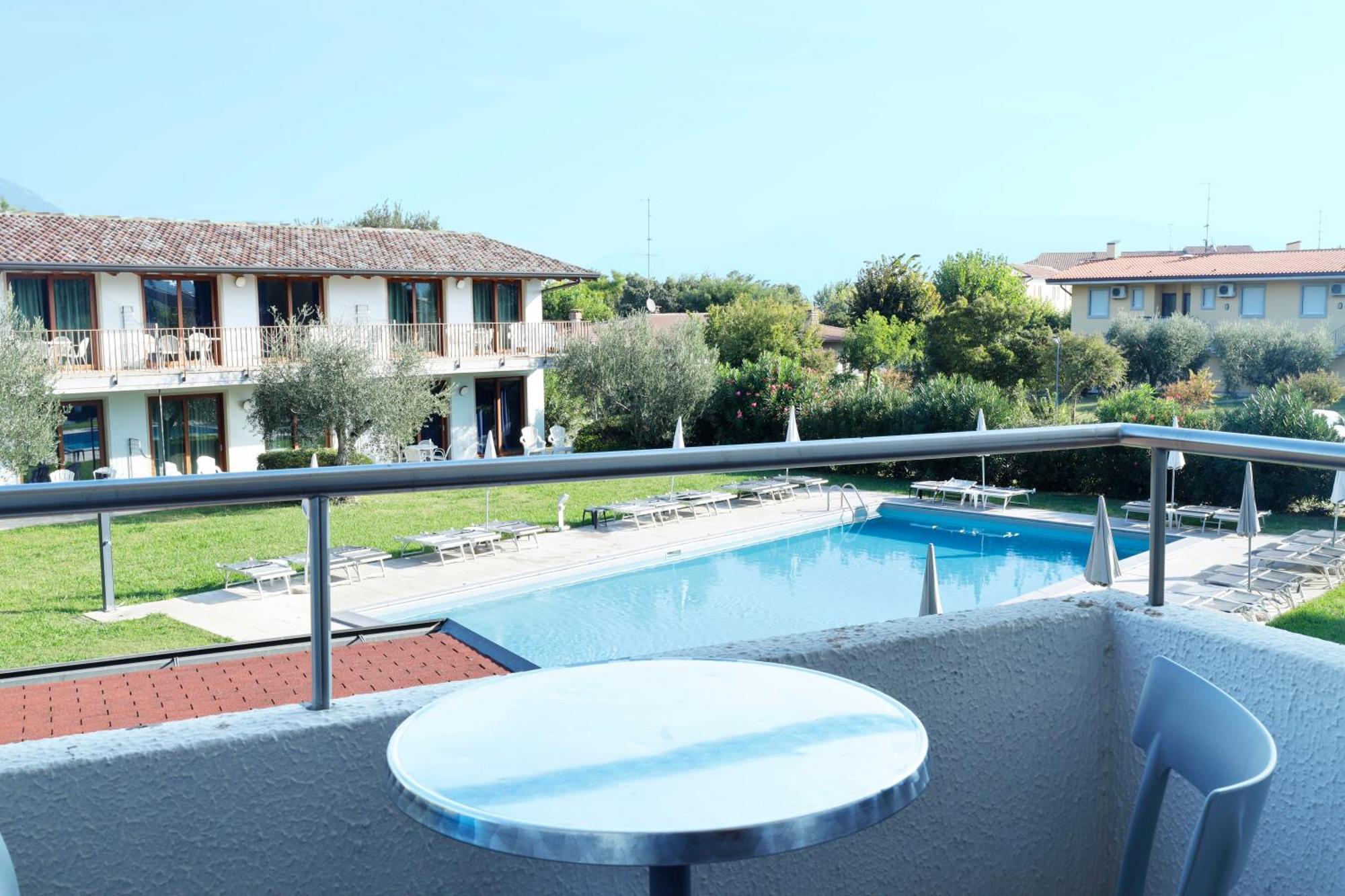 Junior Suite con Vista Piscina
