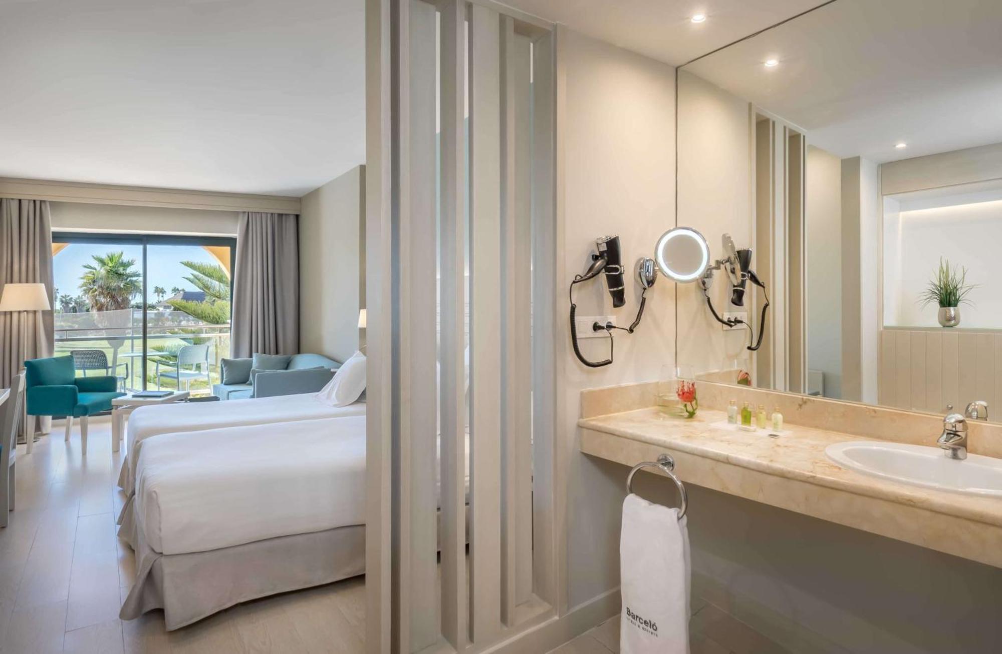 Double or Twin Room with Terrace,1765151198:JPEG