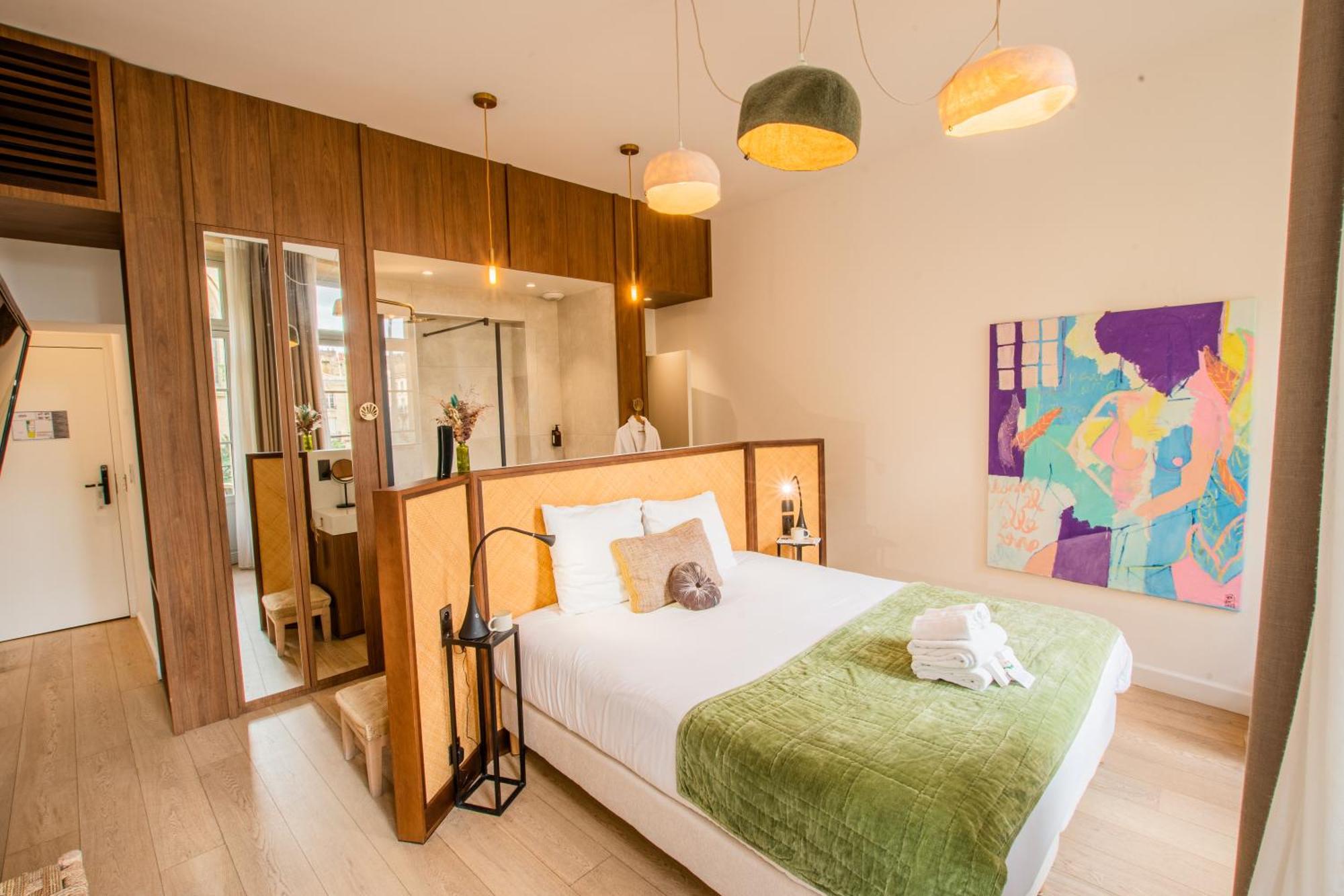 Chambre Double Deluxe avec Balcon - Vue sur Église