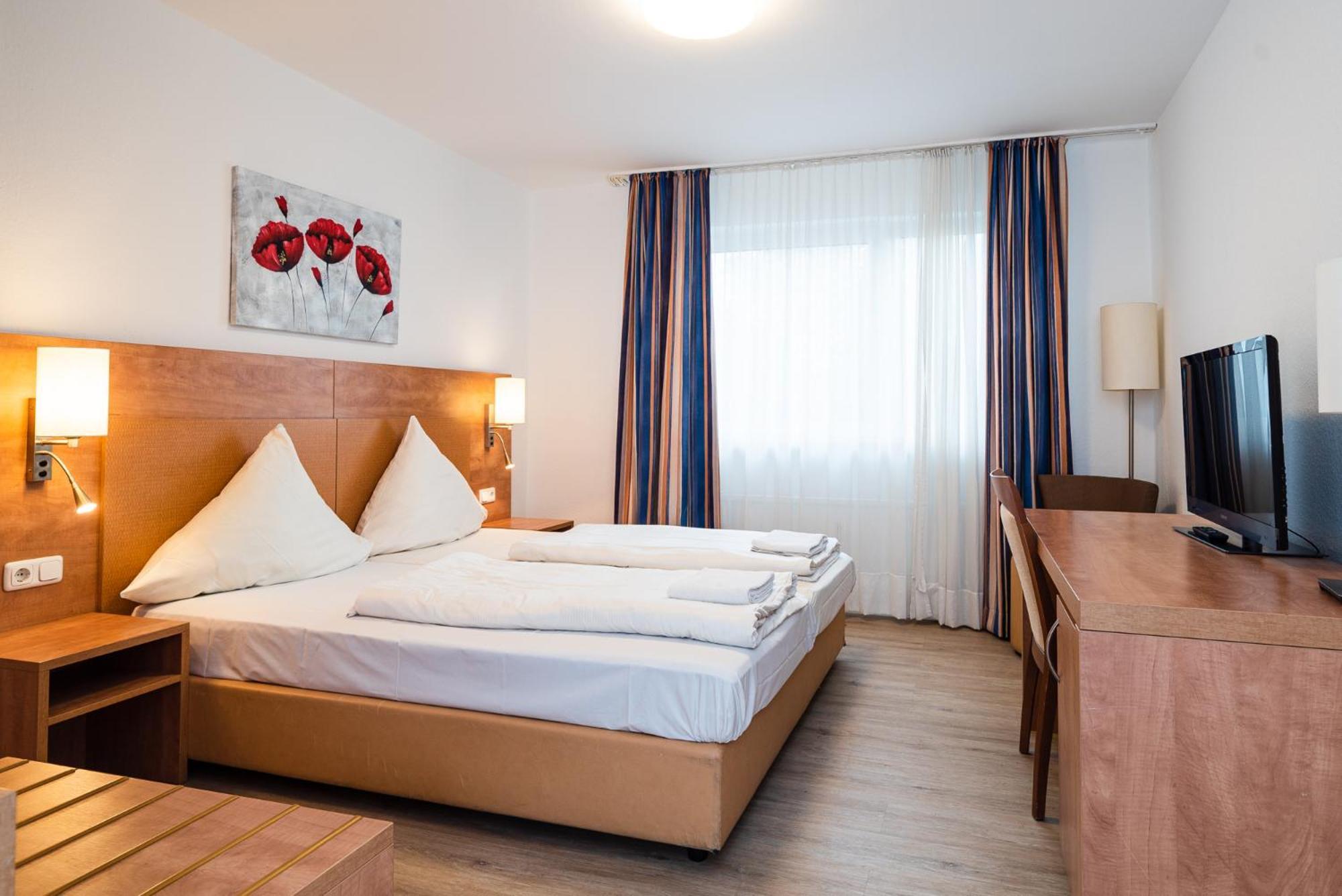 Double Room,1543441792:JPEG