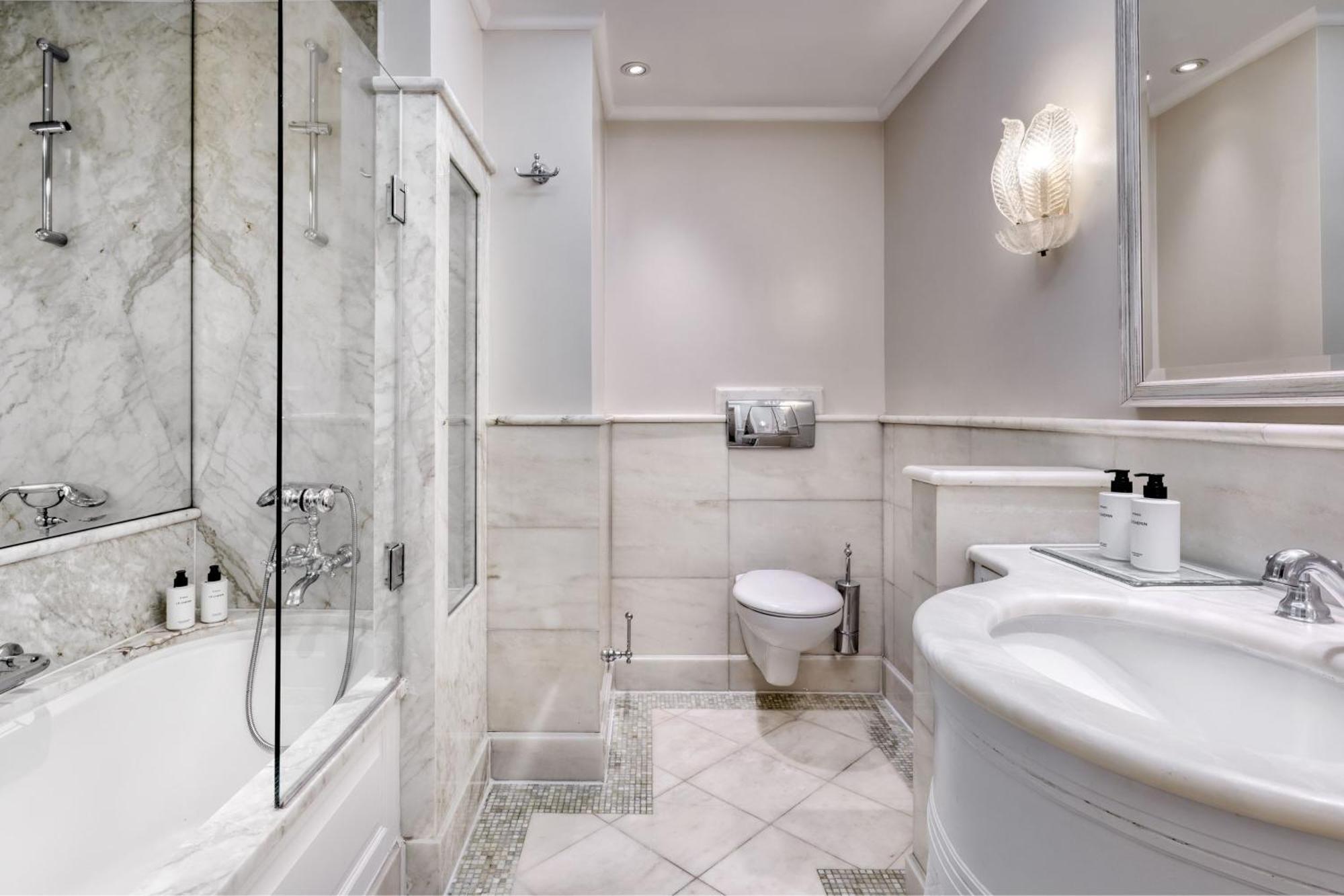 Classic, Guest room, 2 Twin/Single Bed(s), Courtyard view