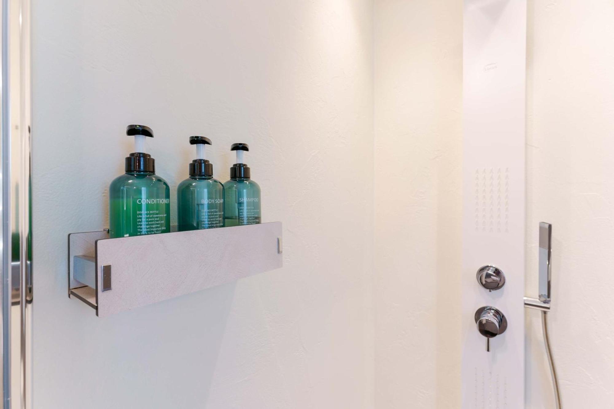 Camera Doppia con Letti Singoli con Bagno Privato