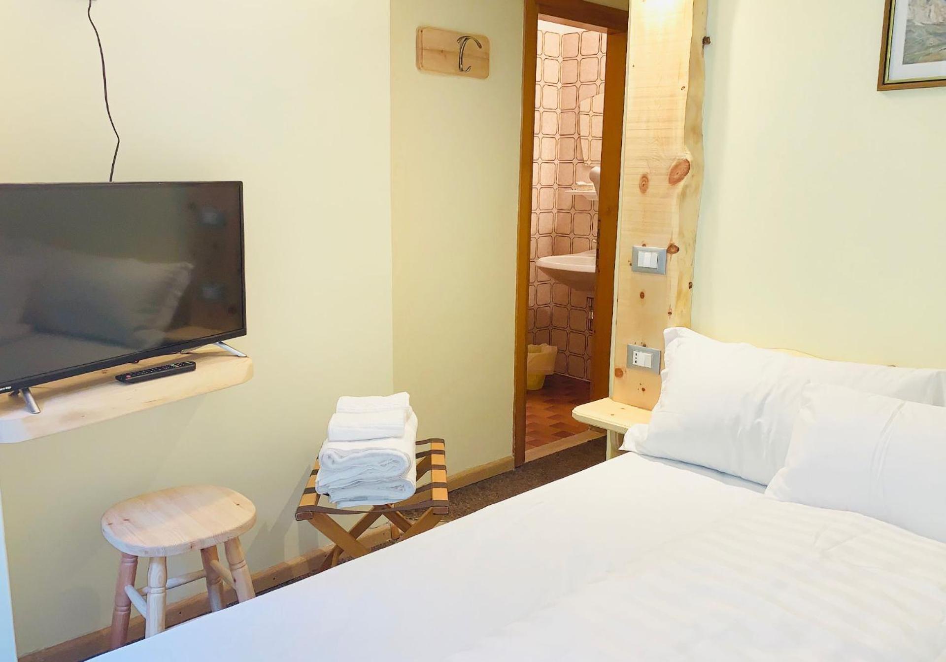 Single Room,1133229081:JPEG