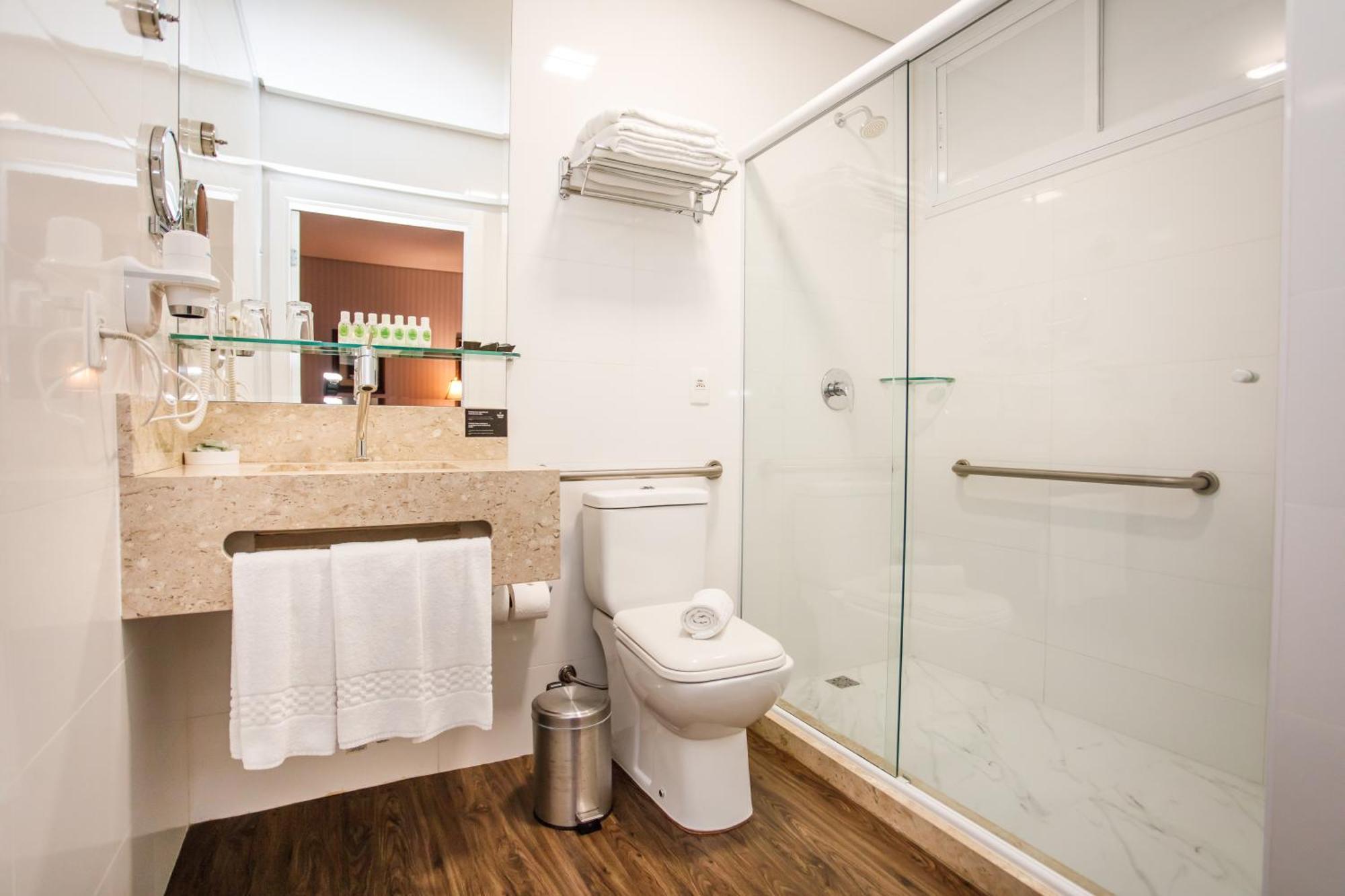 Quarto Triplo Luxo