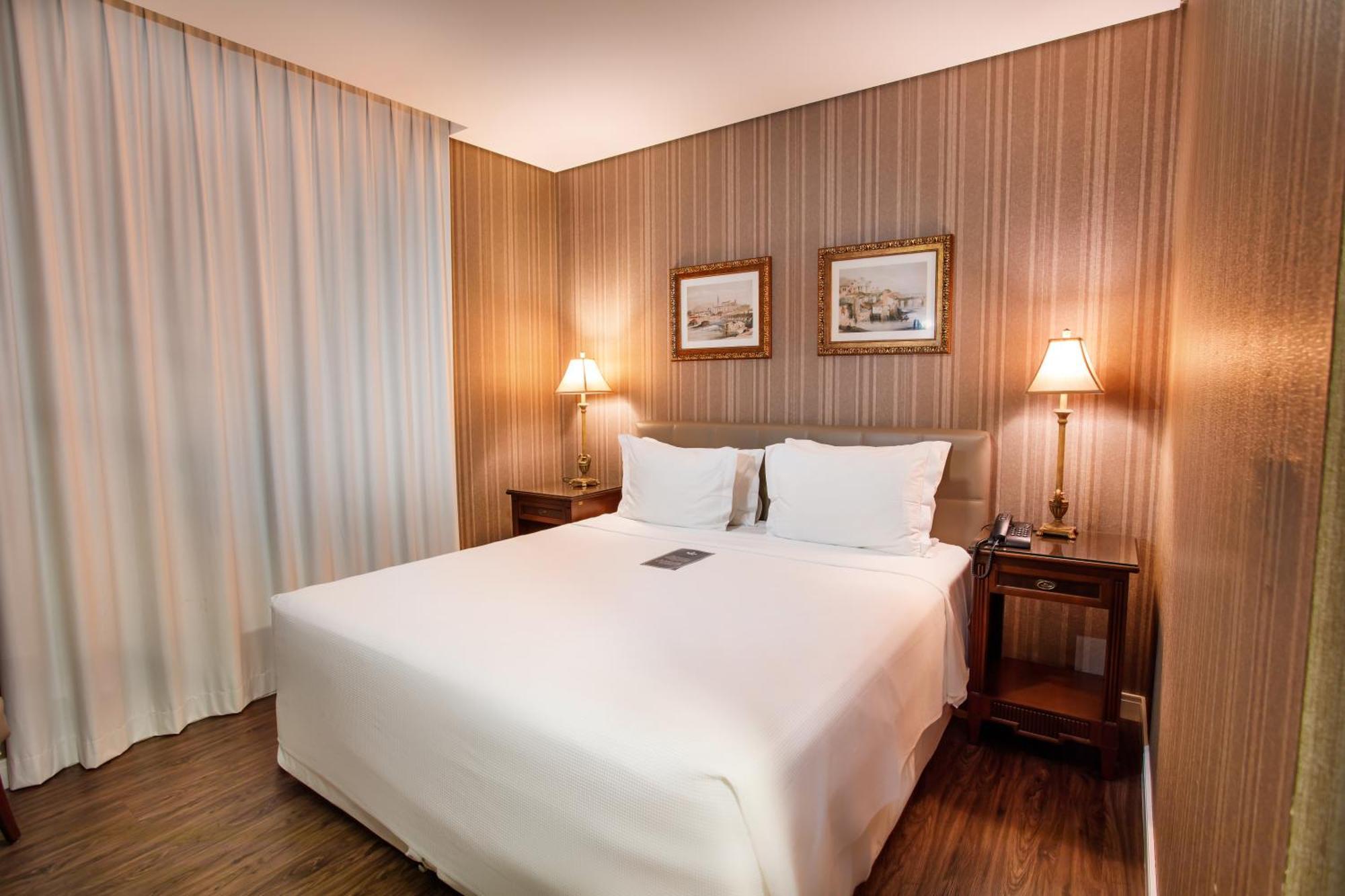 Quarto Superior com Cama Queen-size