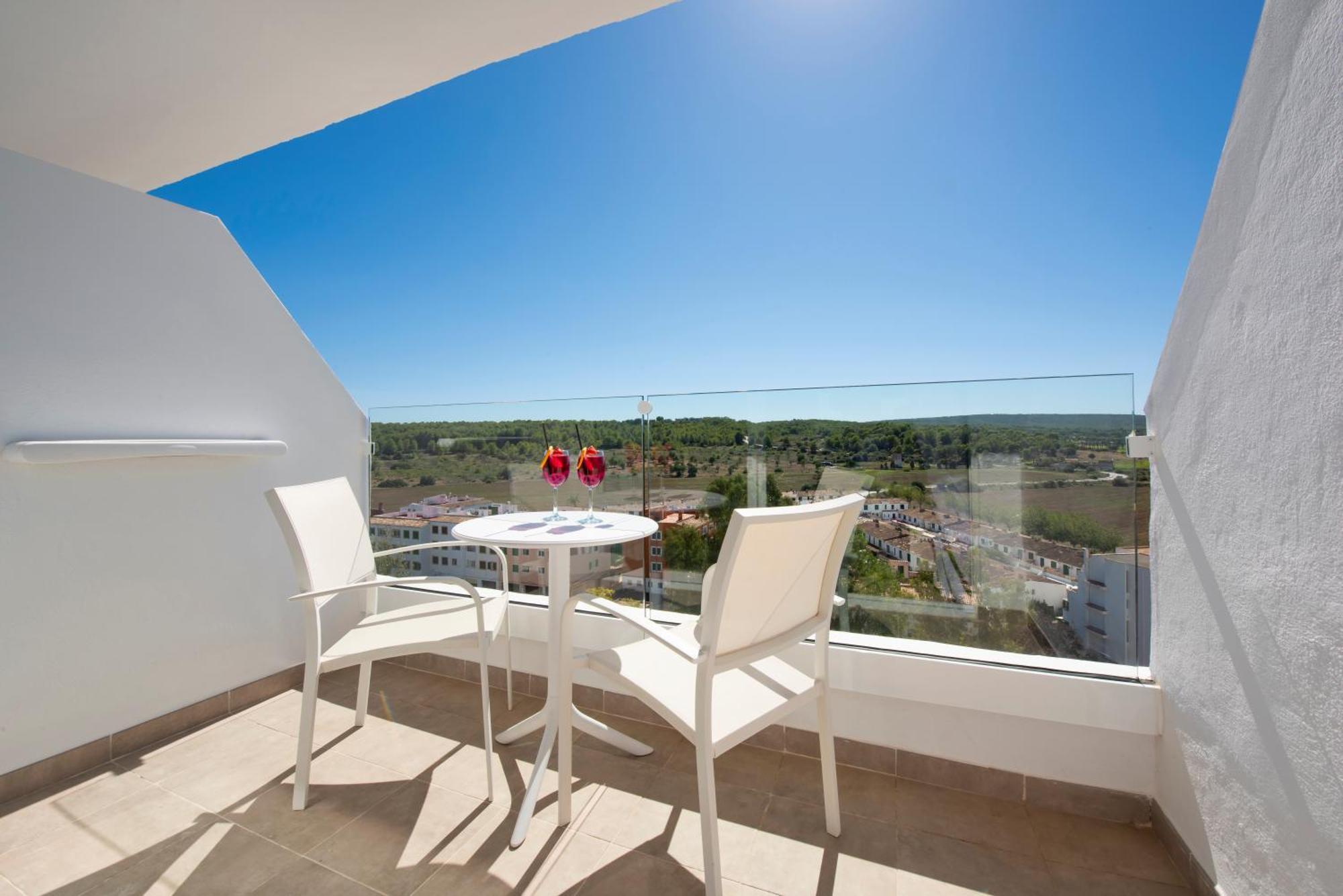 Quarto com 2 Camas de Solteiro