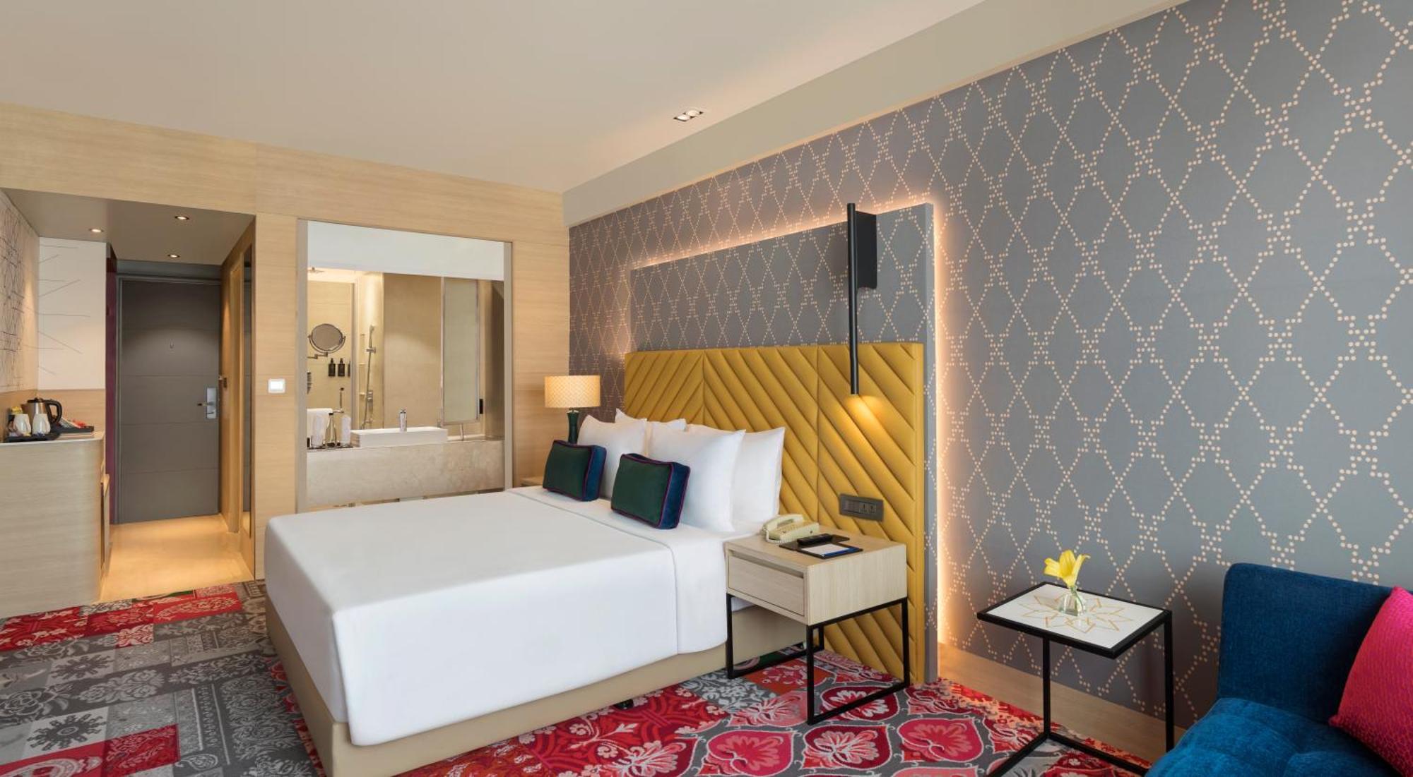 Deluxe Double Room with 15% discount on food and beverage, spa and laundry | 1+1 IMFL Happy Hours from 6 to 8 pm