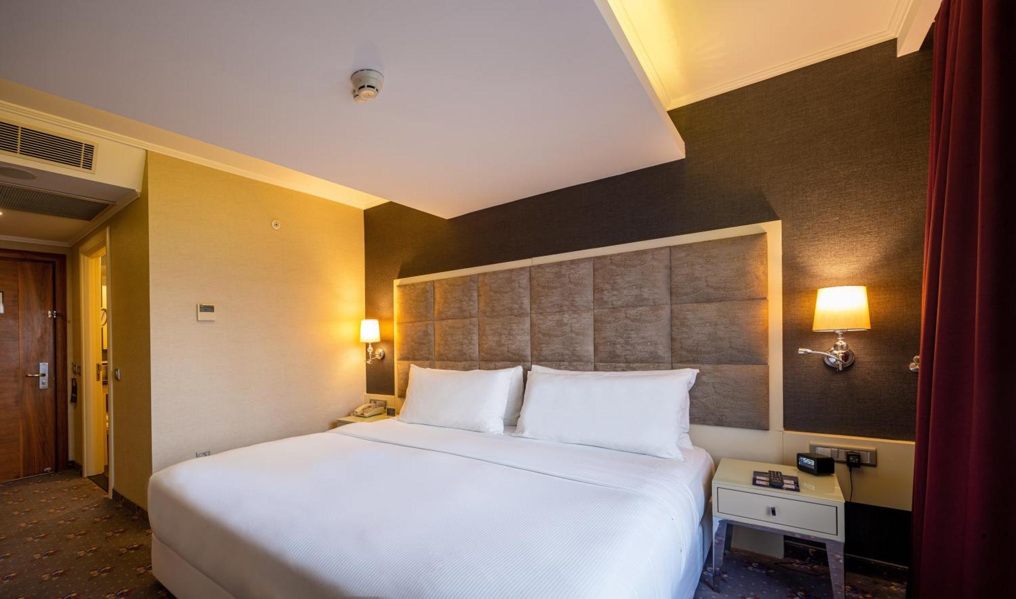 Zimmer mit Kingsize Bett
