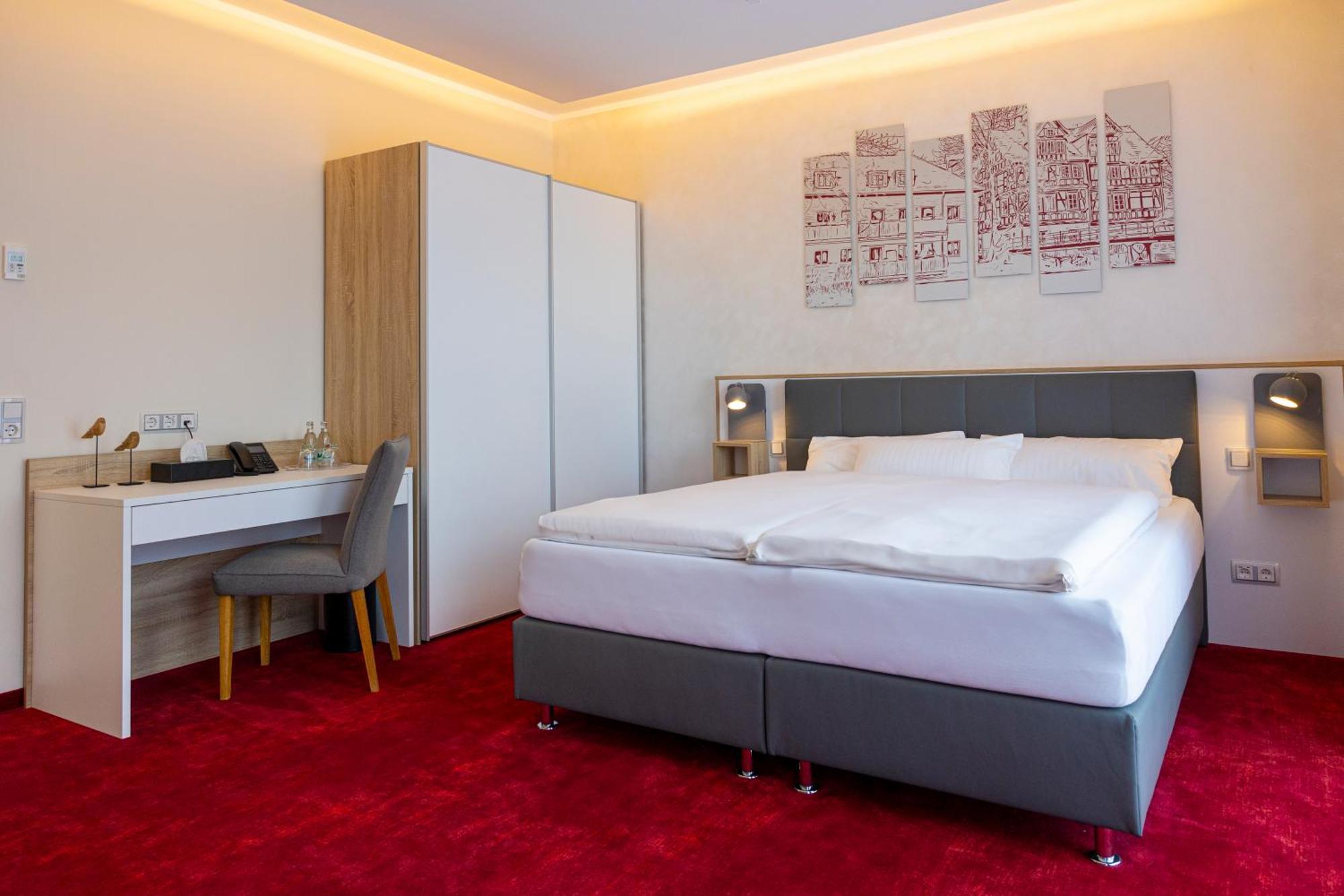 Großes Doppelzimmer