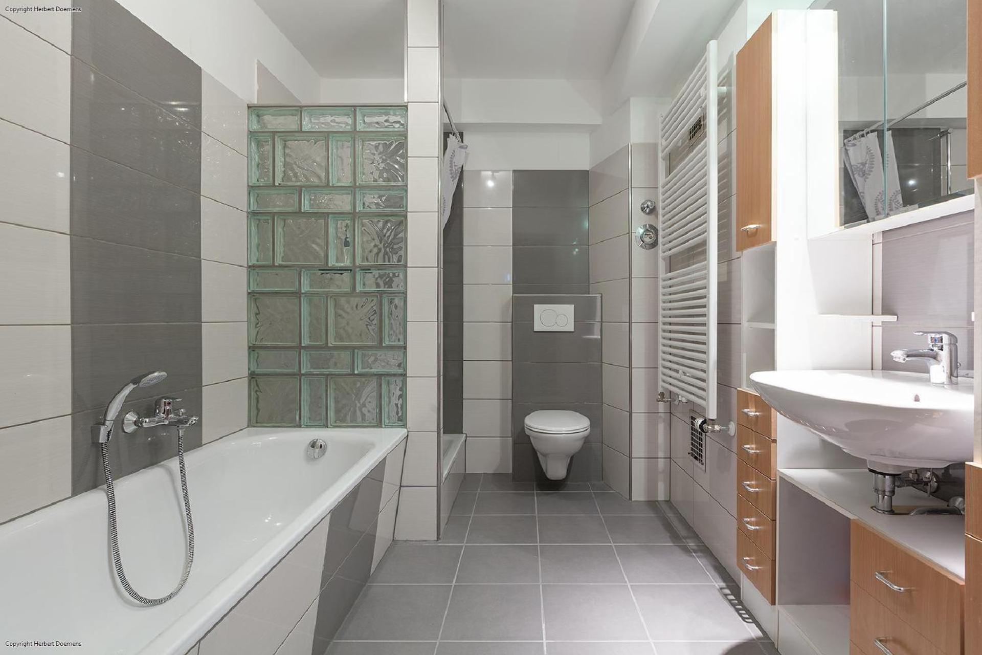 Zweibettzimmer mit Gemeinschaftsbad