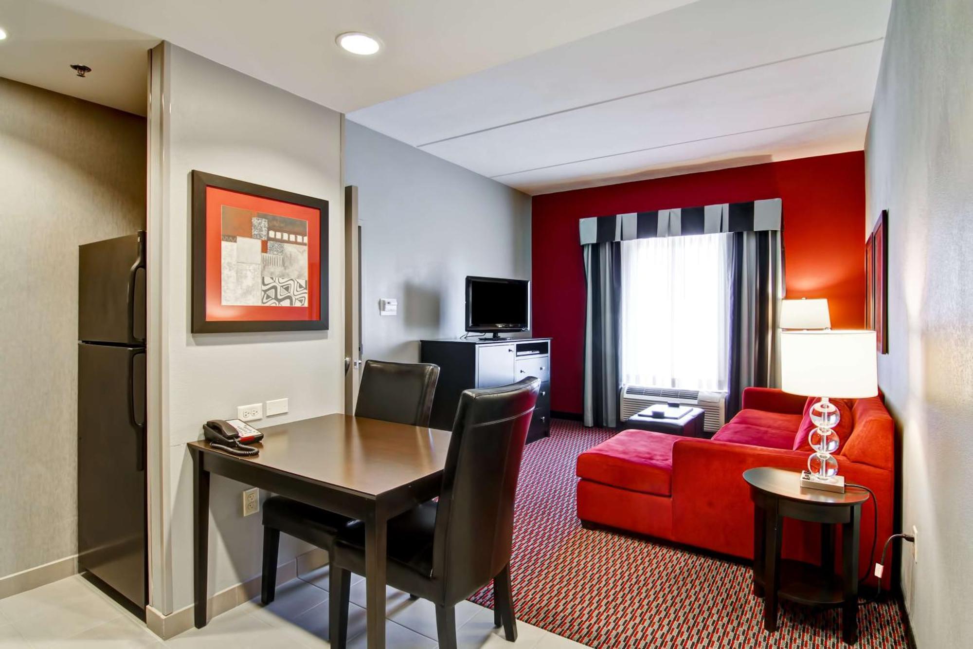 Two Bedroom Suite with One King and Two Queen Beds - Non-Smoking