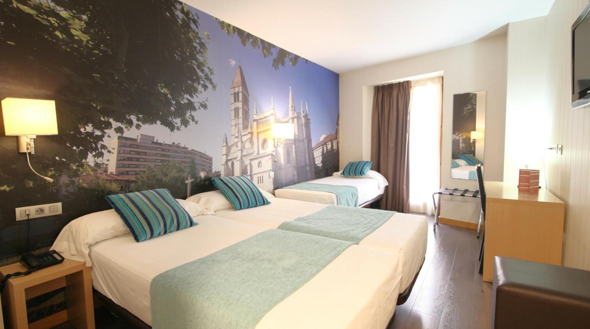 Triple Room,1547029198:JPEG