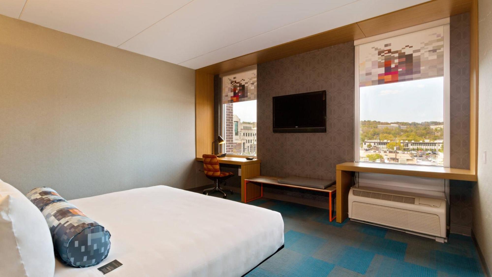 Aloft Guest room 1 King,1548174307:JPEG