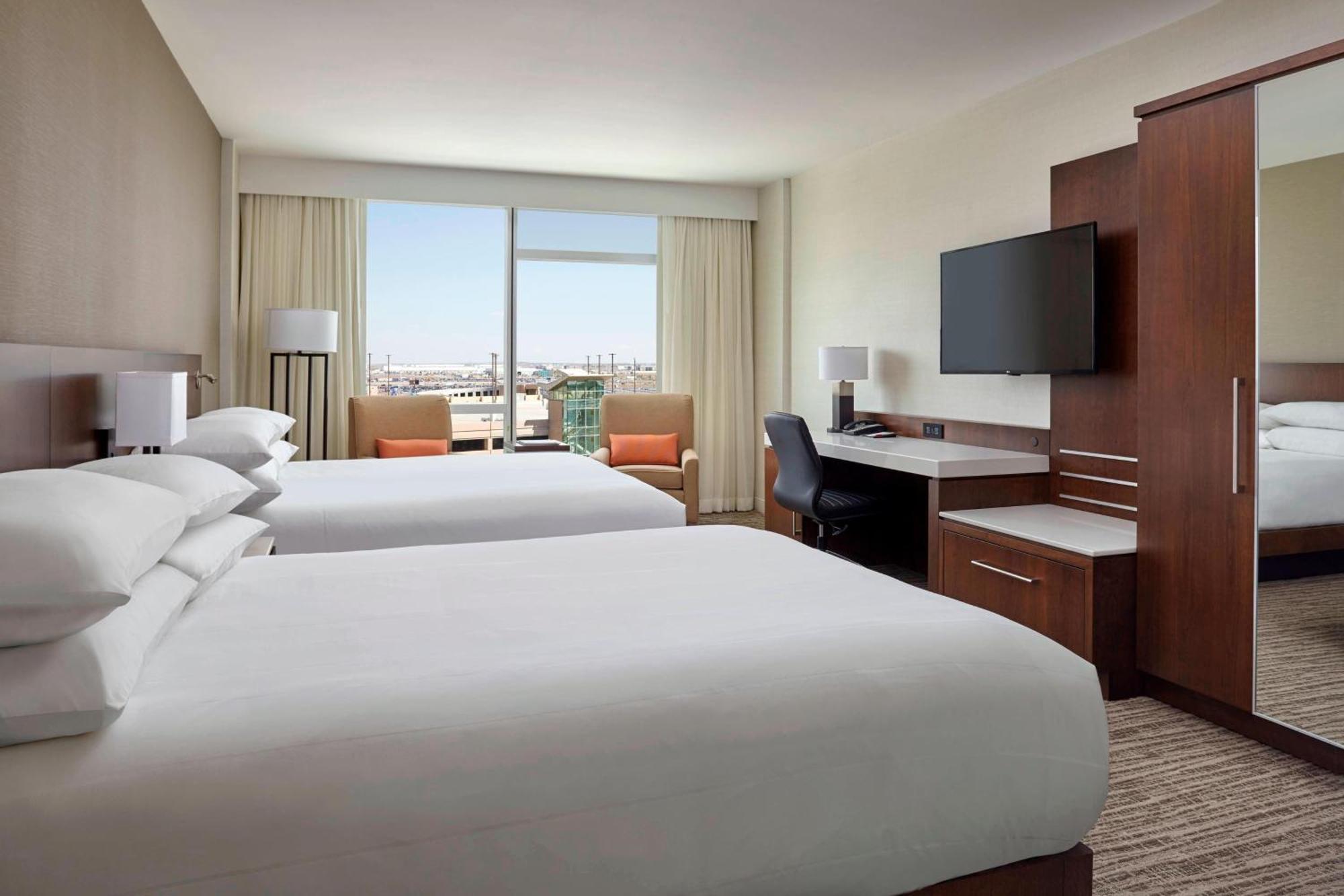 Queen Room Two Queen Beds Concierge Level,1548361468:JPEG