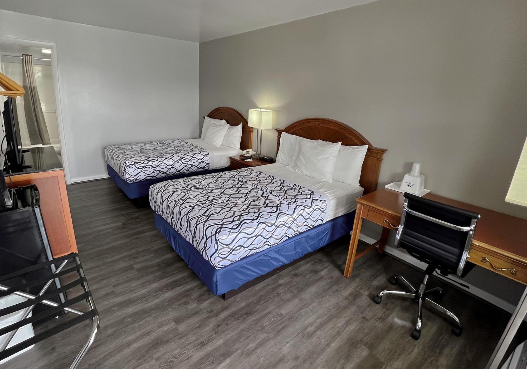 Chambre Double avec 2 Lits Doubles - Non-Fumeurs