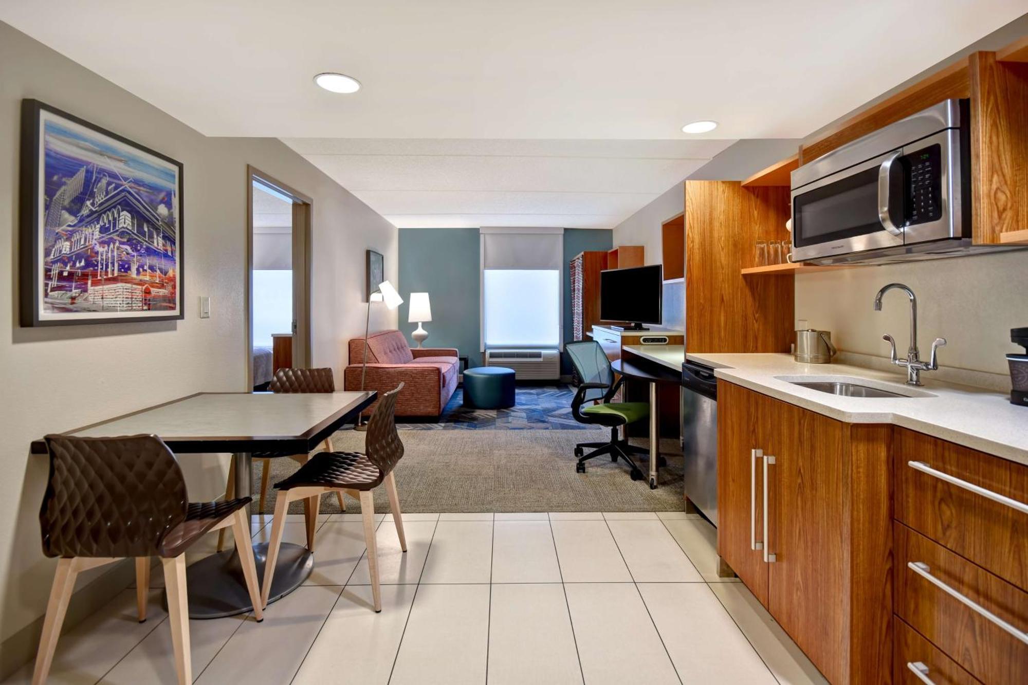Suite mit 1 Schlafzimmer und 2 Queensize-Betten - Nichtraucher