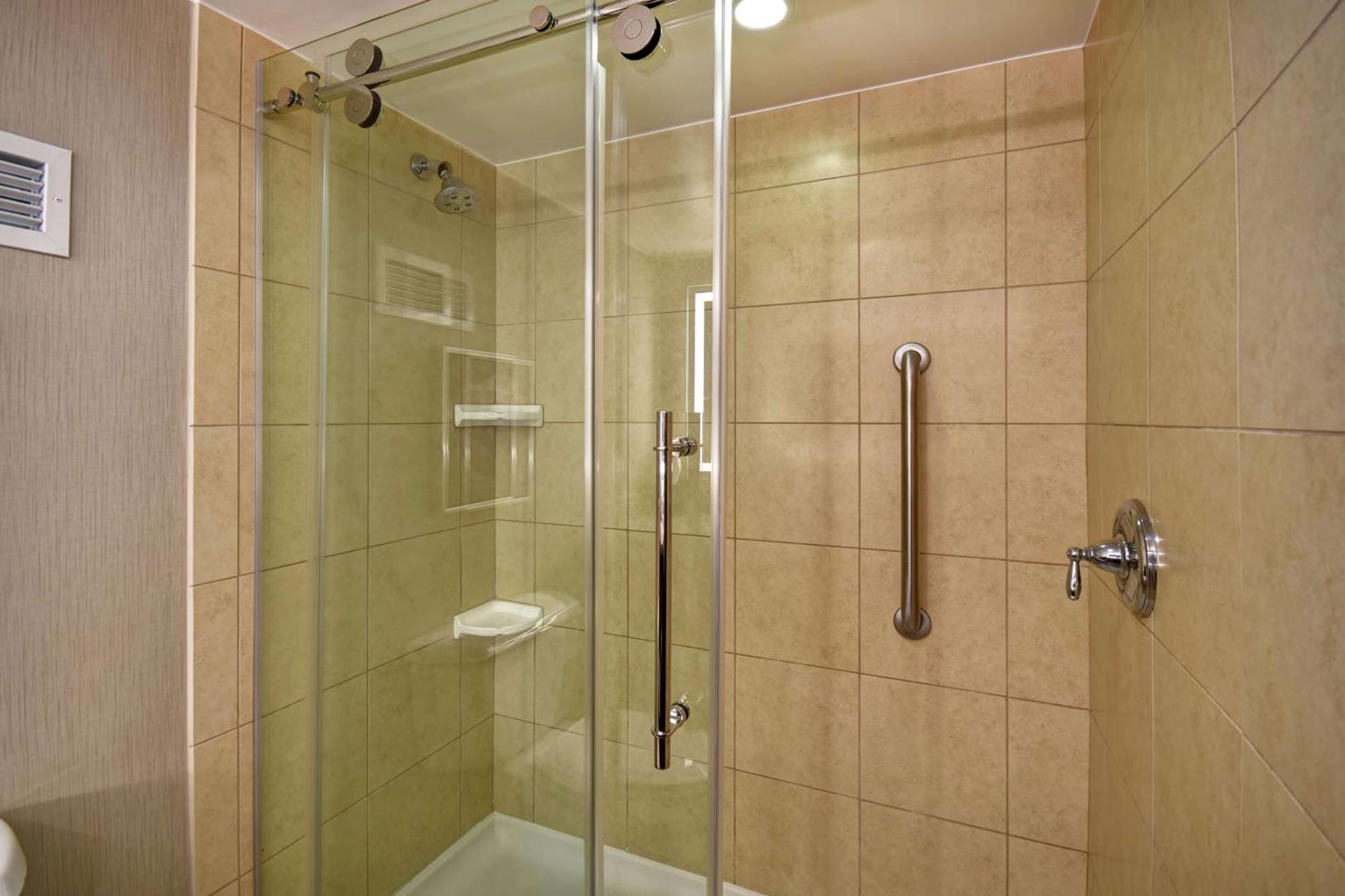 Two-Room King Suite - Non-Smoking,1548845833:JPEG