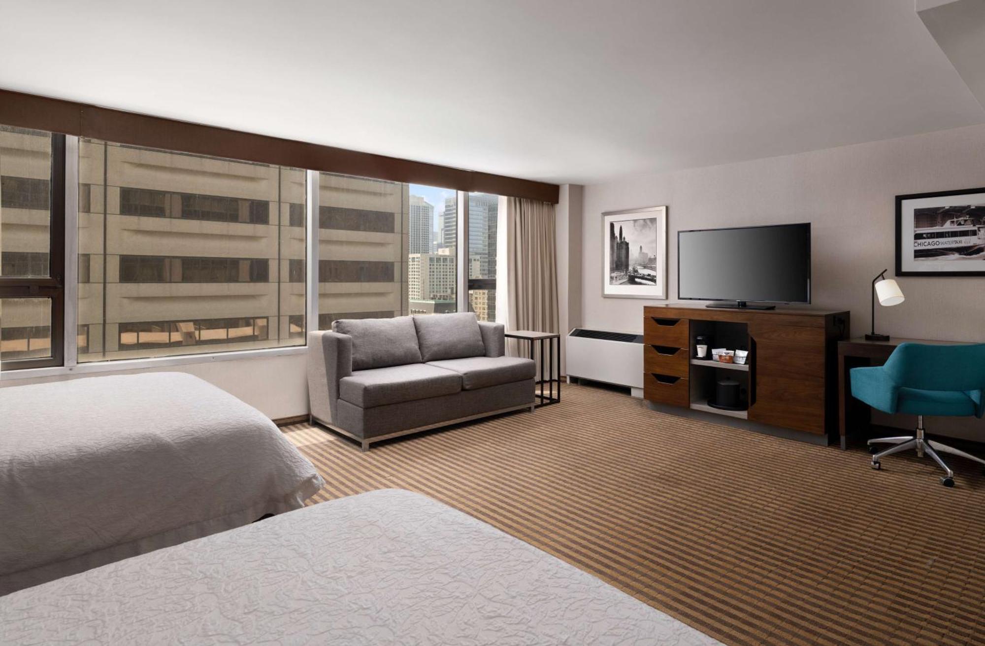 Two Queen Beds Room - Disability Access with Bathtub