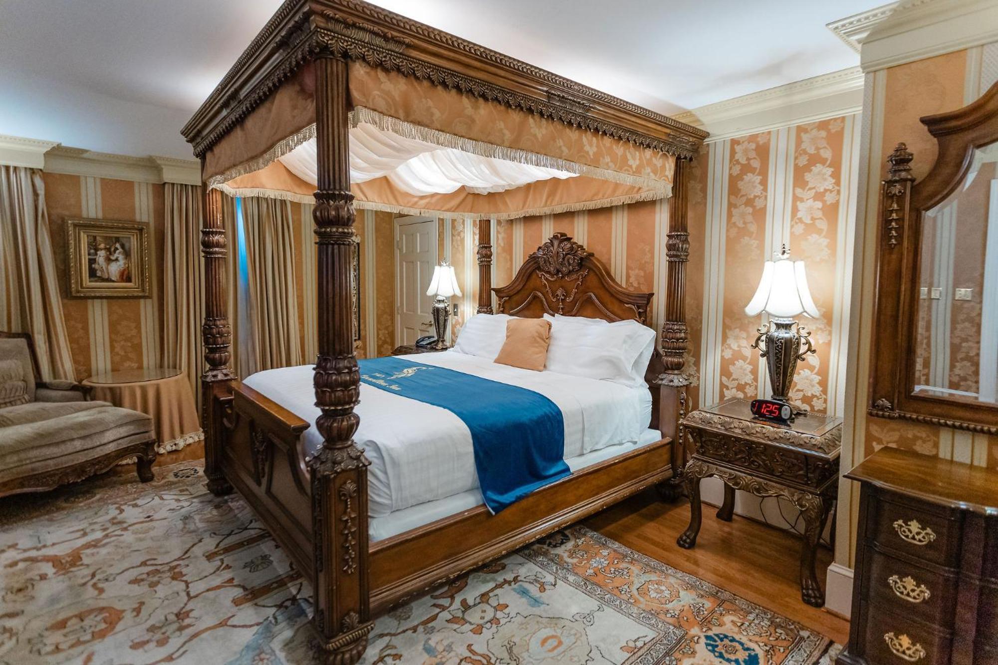 Declaration Suite 101