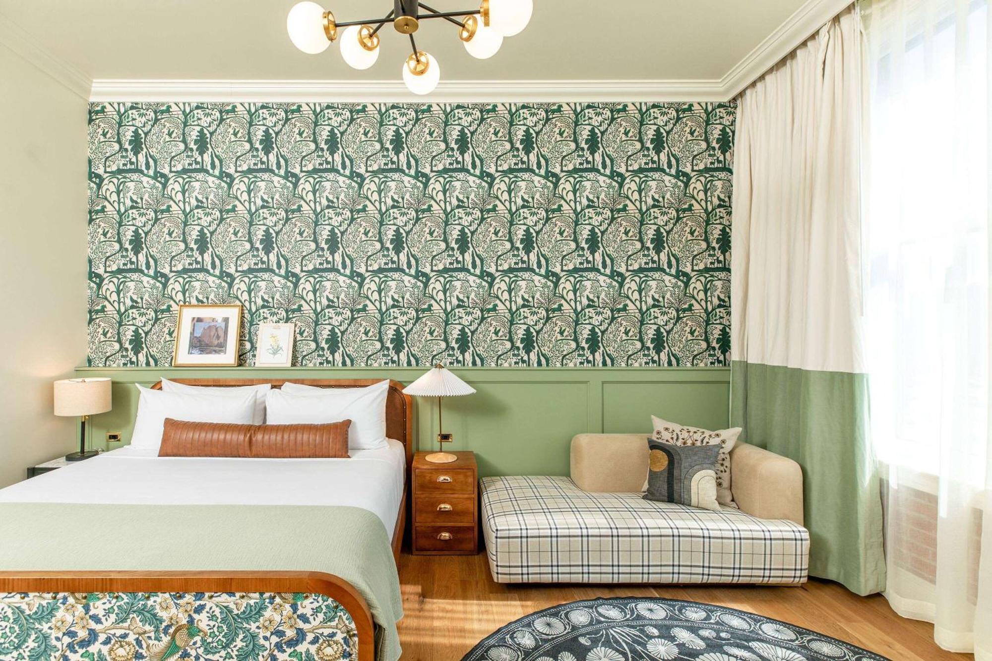 Retreat Suite with Two Queen Beds
