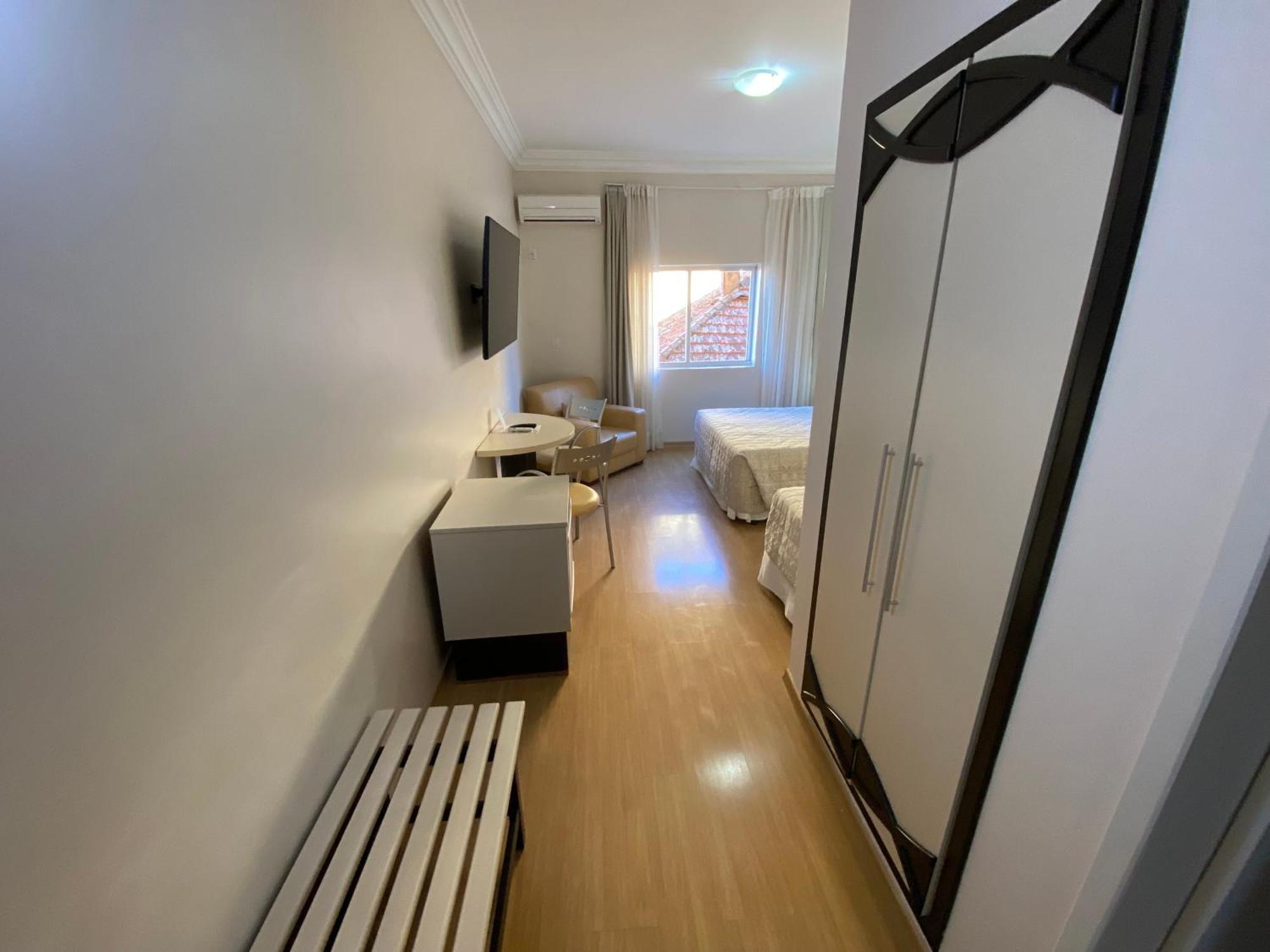 Quarto Triplo Superior