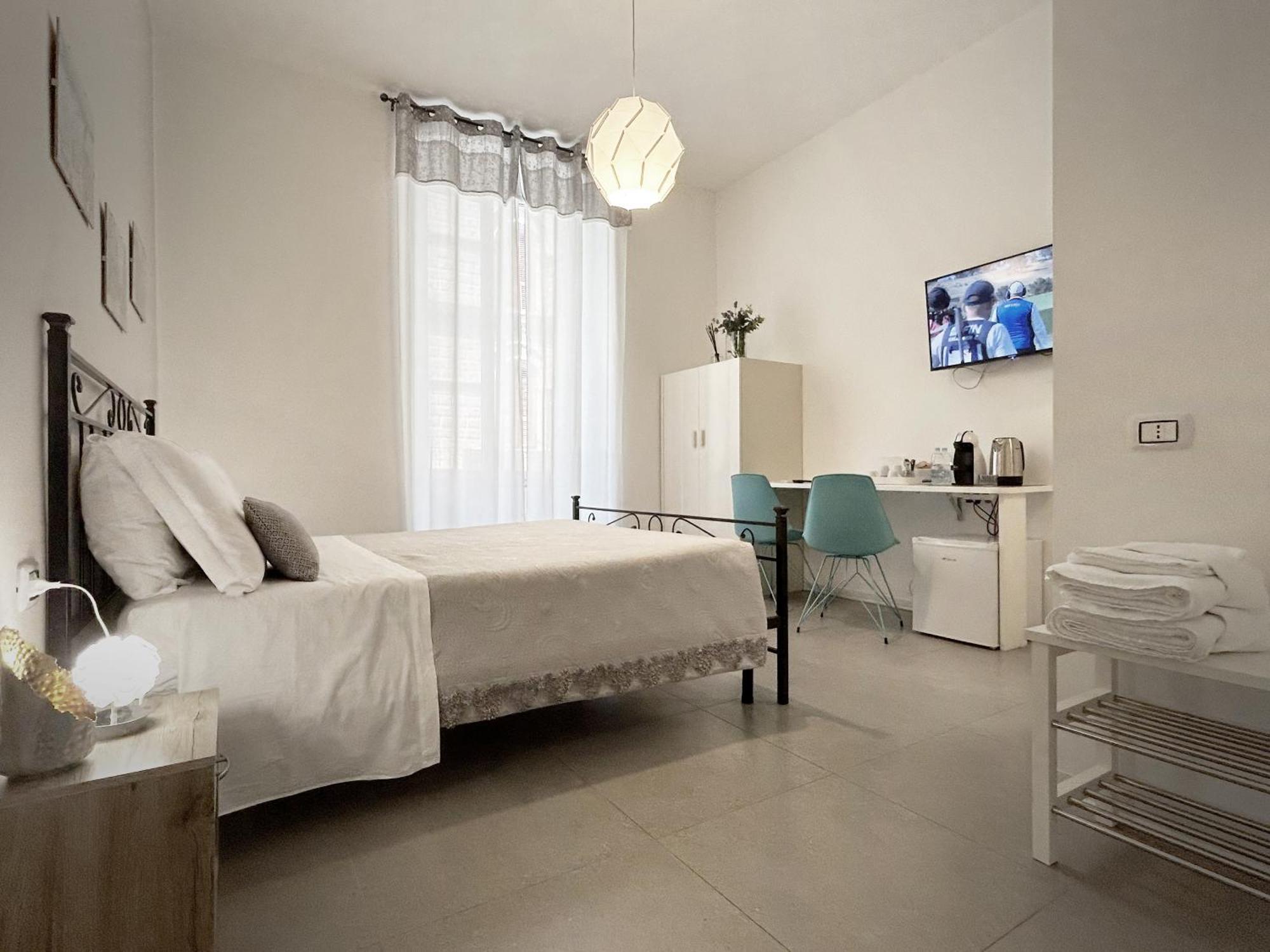 Standard Zimmer mit Kingsize-Bett