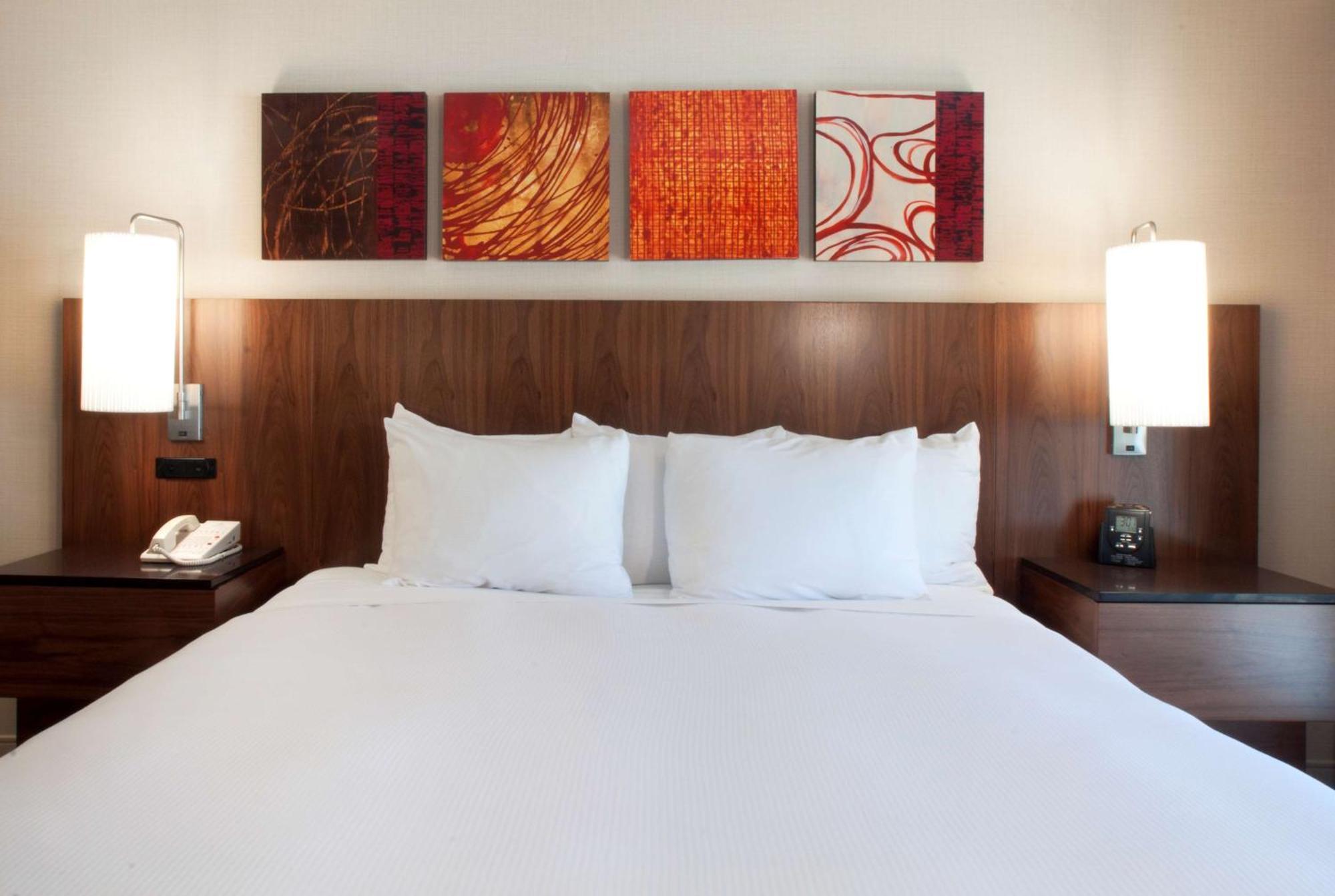 King Room (No Resort Fees)