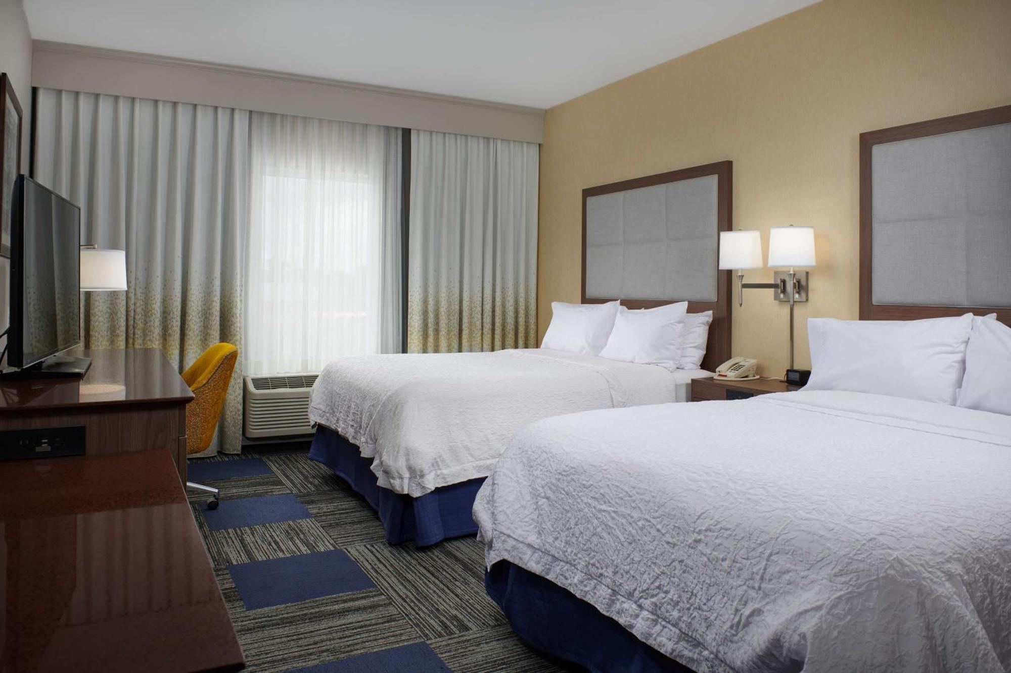 Queen Room with Two Queen Beds (4 Adults)